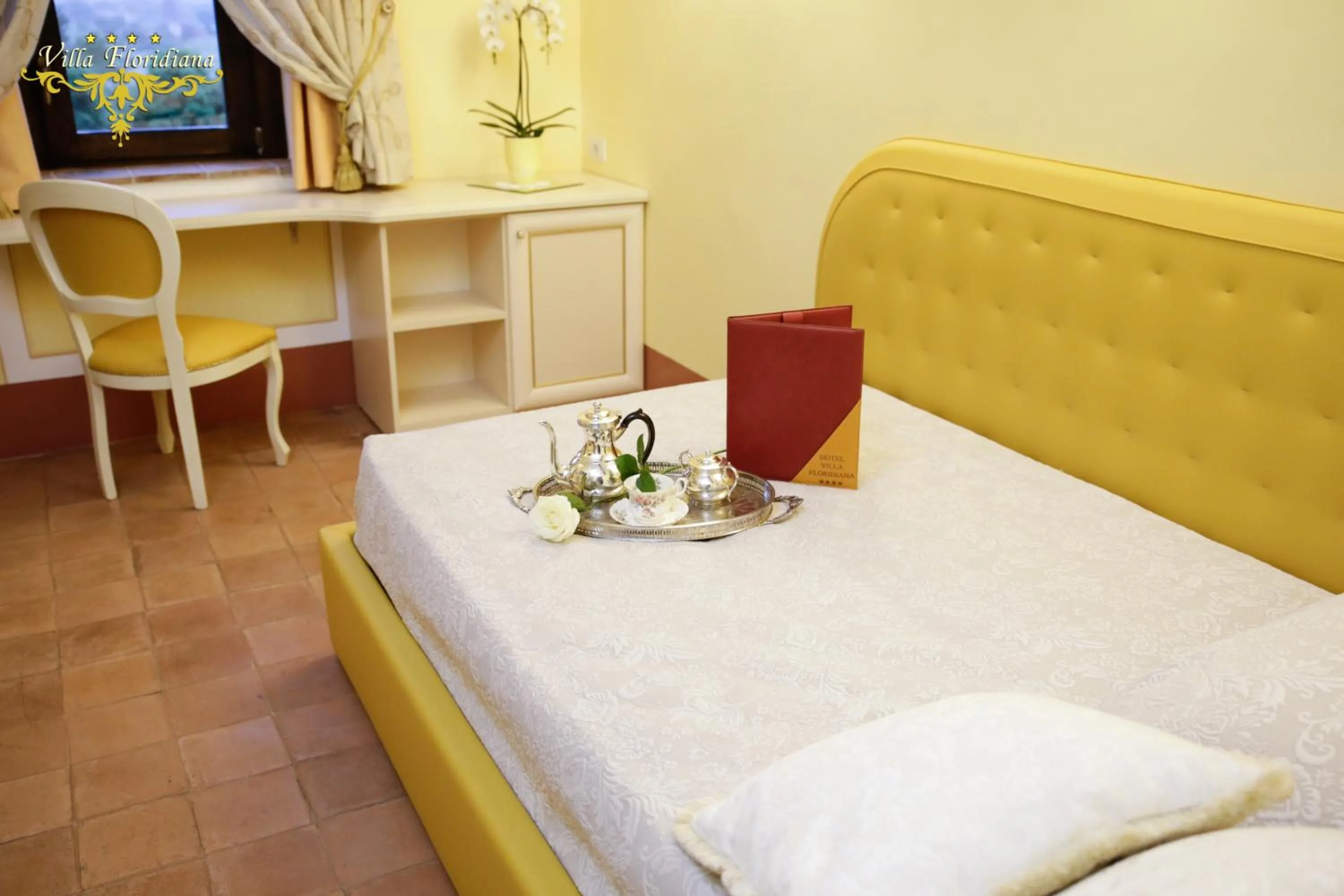 Bed in Villa Floridiana