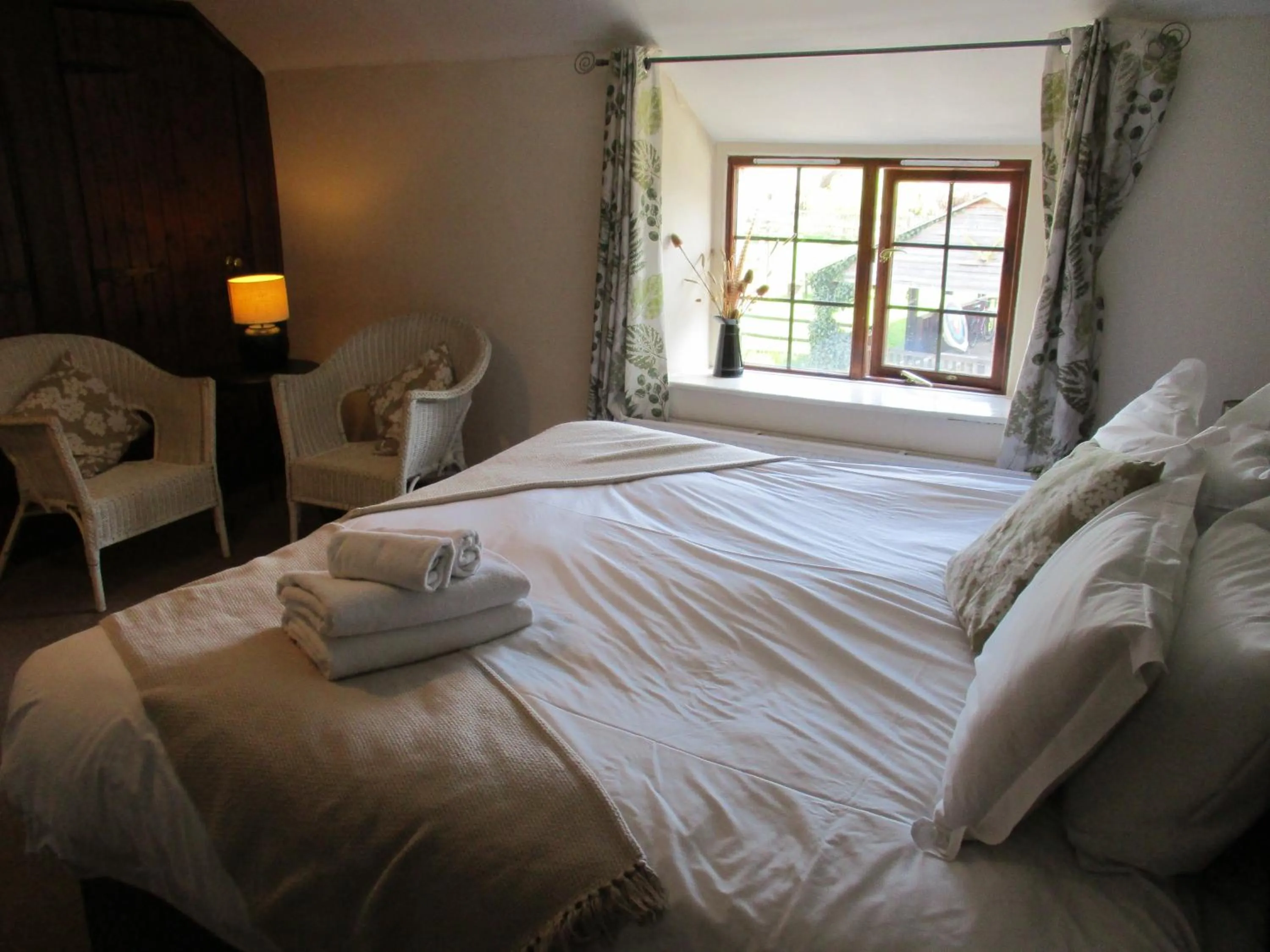 Bed in The White Horse Inn