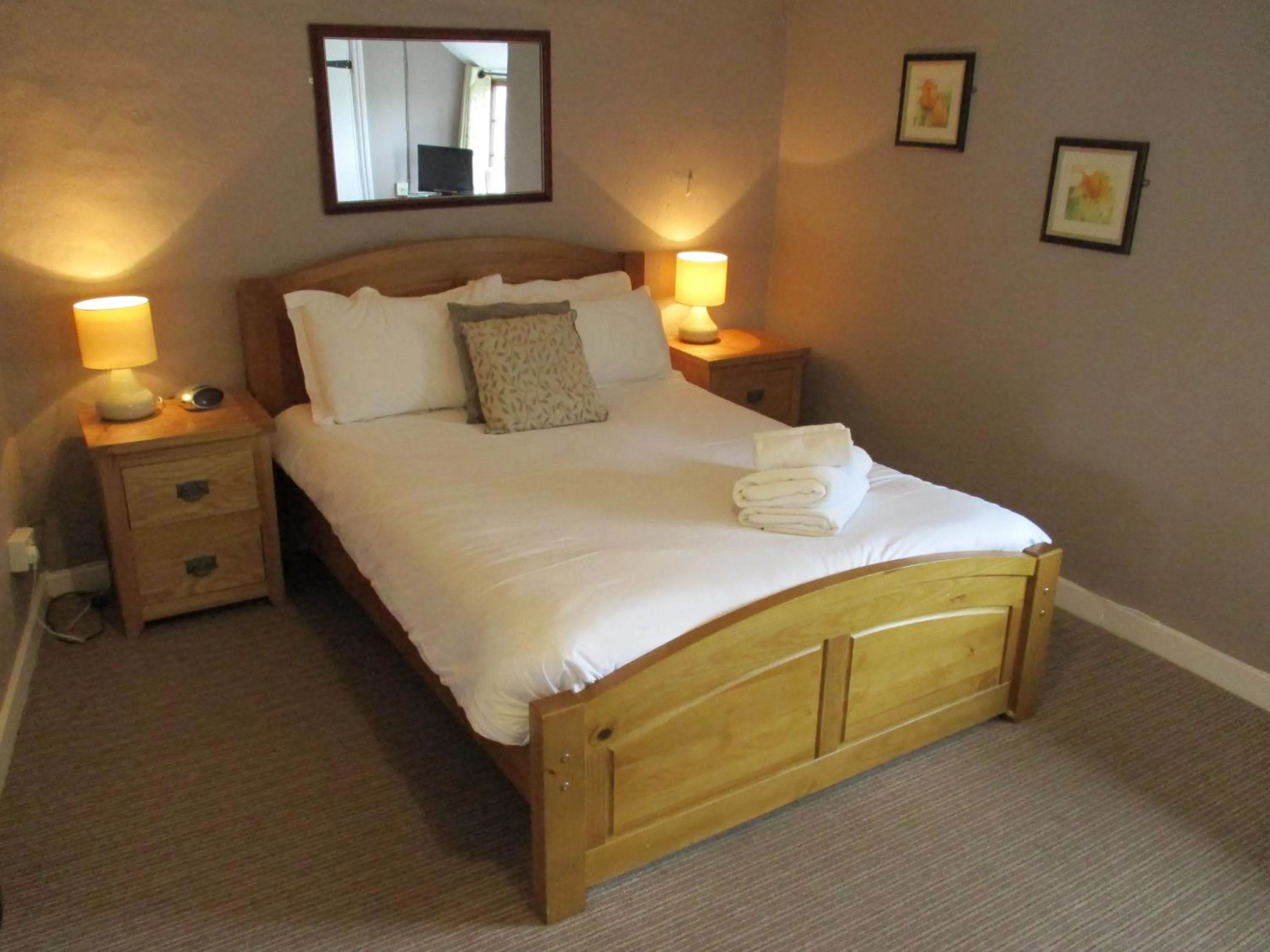 Bed in The White Horse Inn