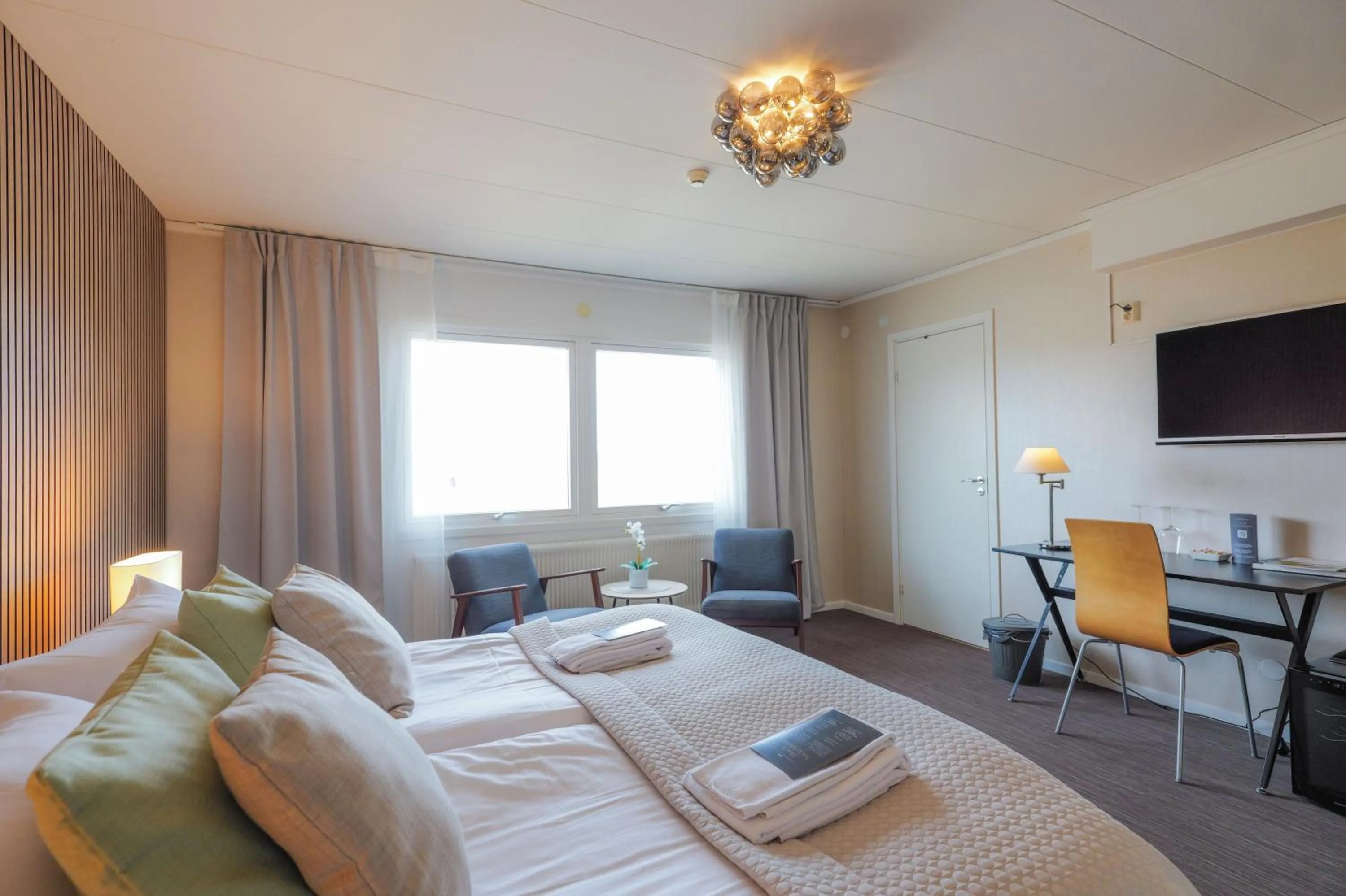 Photo of the whole room, Bed in Hotell Veckefjärden