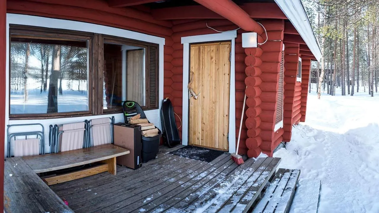 Facade/entrance in Ukonjärven Holiday Village