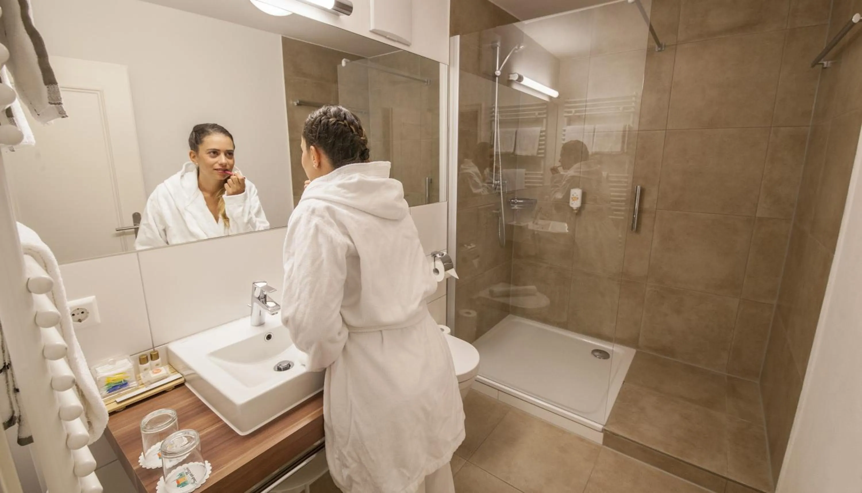 Bathroom in Stadt-gut-Hotel Gasthof Goldener Adler