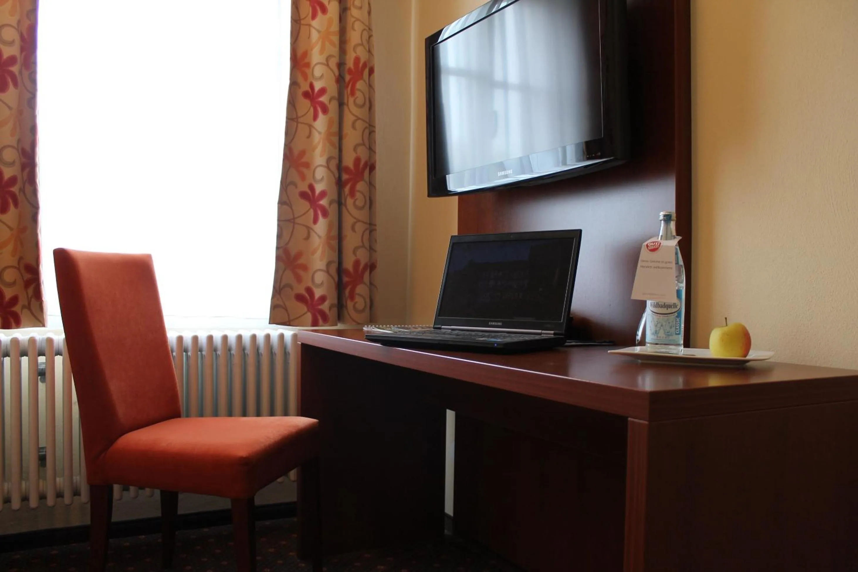 Photo of the whole room in Stadt-gut-Hotel Gasthof Goldener Adler
