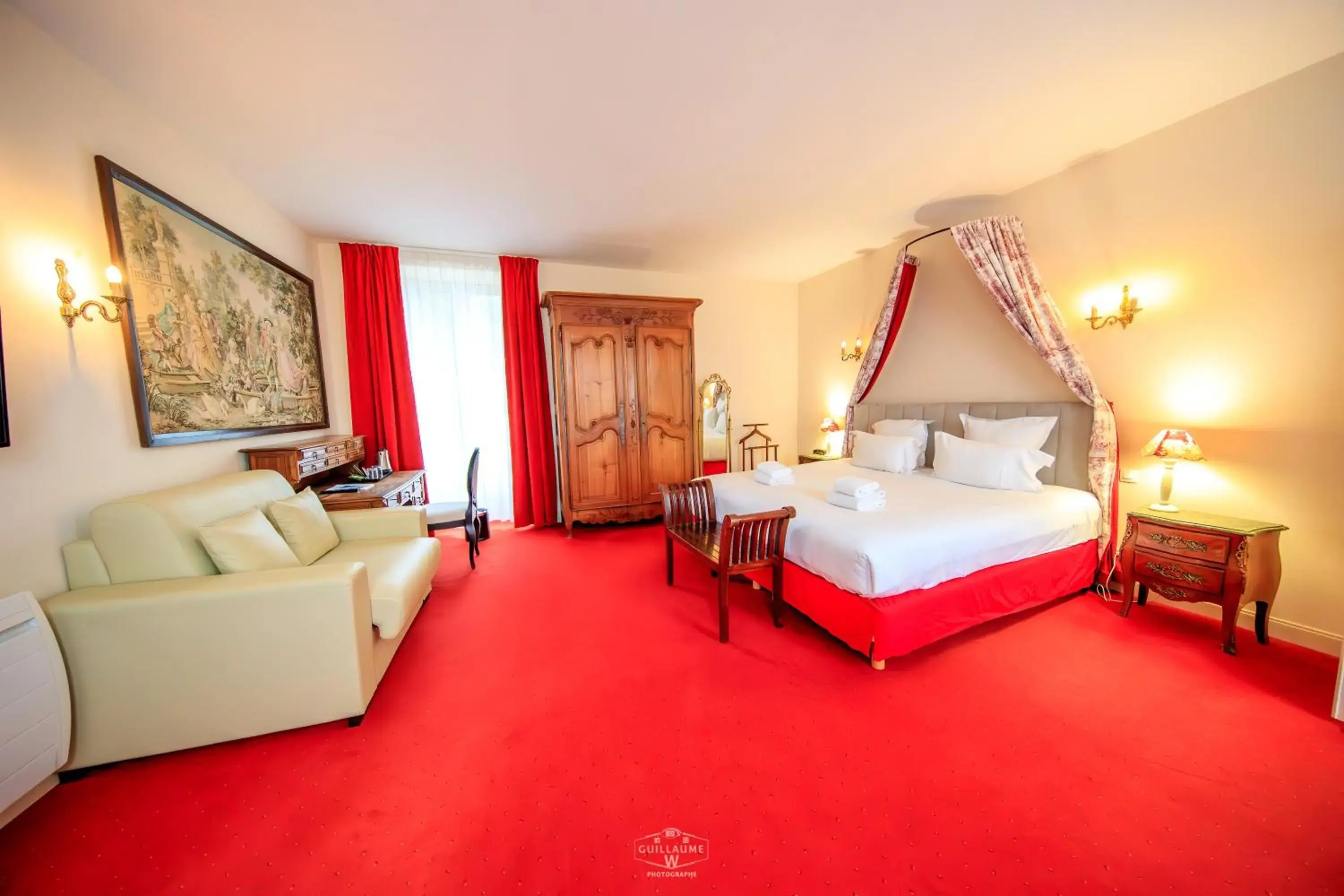 Superior Double Room in Domaine de Presle Saumur, The Originals Relais Superior Double Room in Domaine de Presle Saumur, The Originals Relais