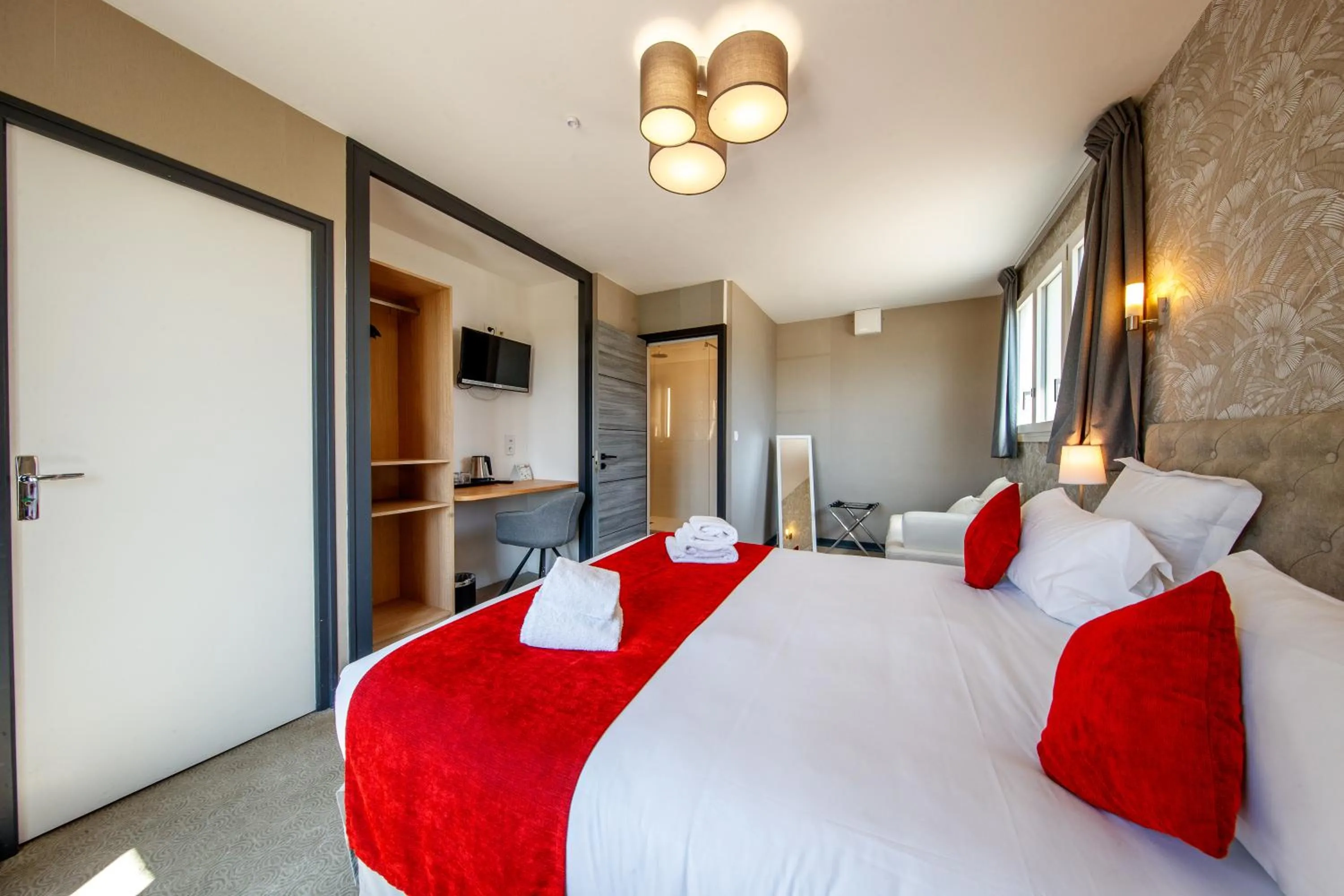 Bed in Domaine de Presle Saumur, The Originals Relais