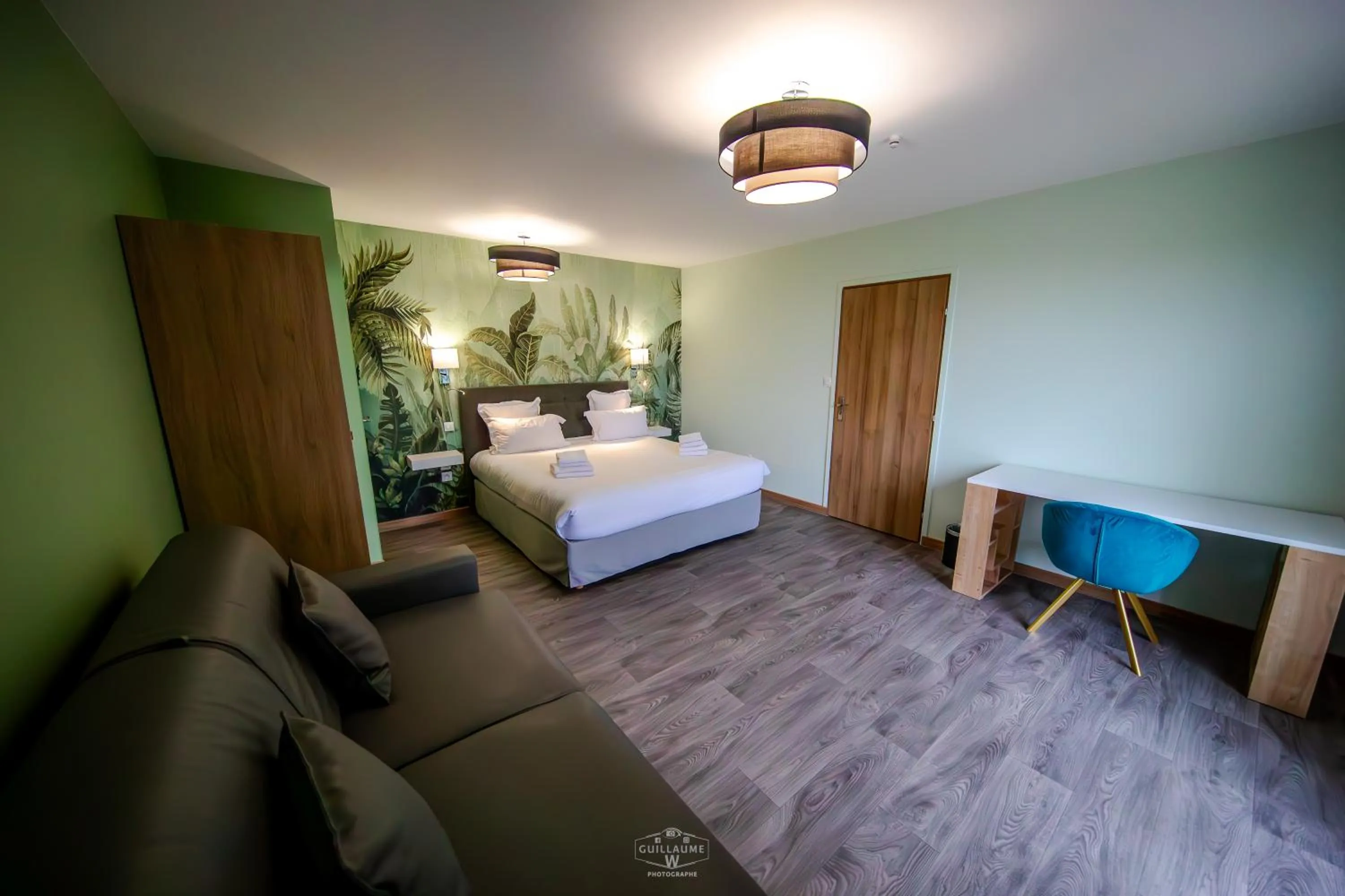 Bed in Domaine de Presle Saumur, The Originals Relais