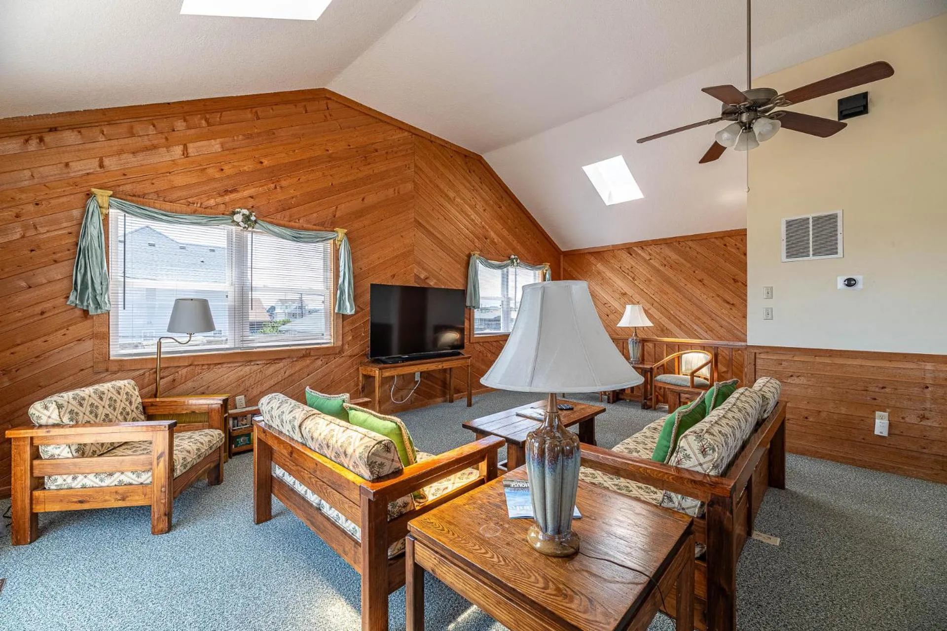 Byrd's Nest - KDH MP 6, Ocean Views, 200 Yards to the Beach