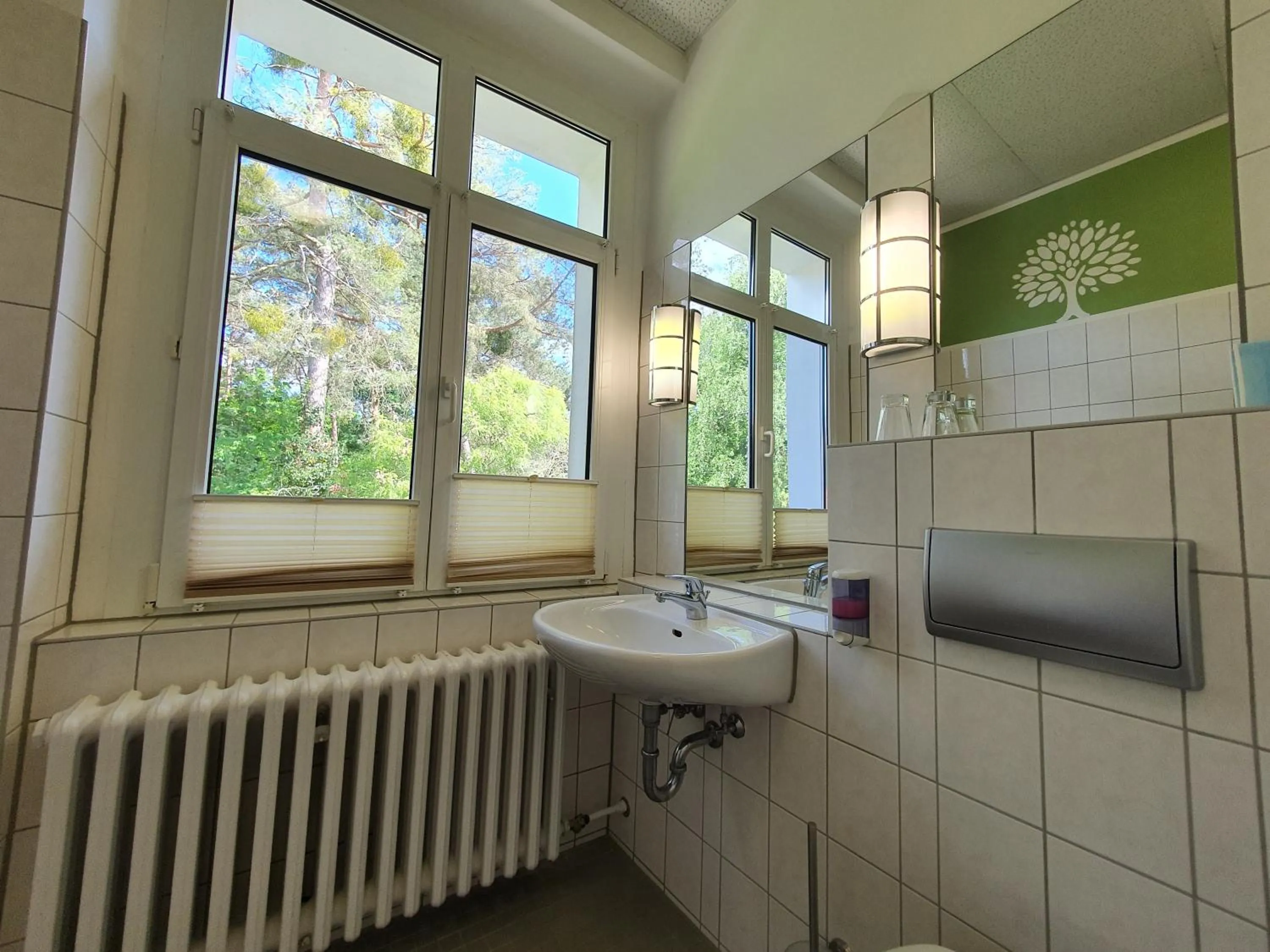 Bathroom in Waldhotel am See Berlin-Schmöckwitz