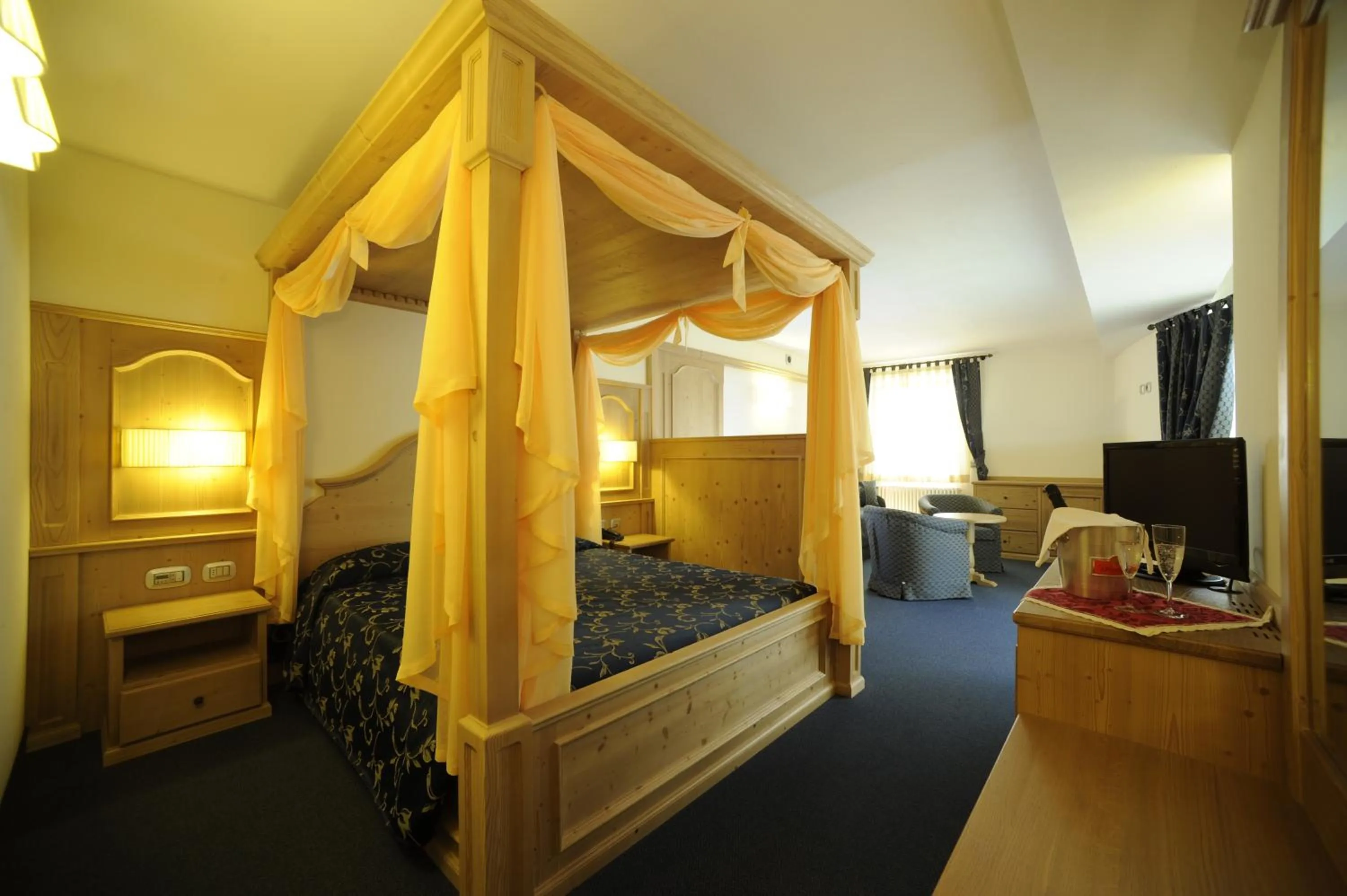 Bed in Family Hotel Andes - Only for Family