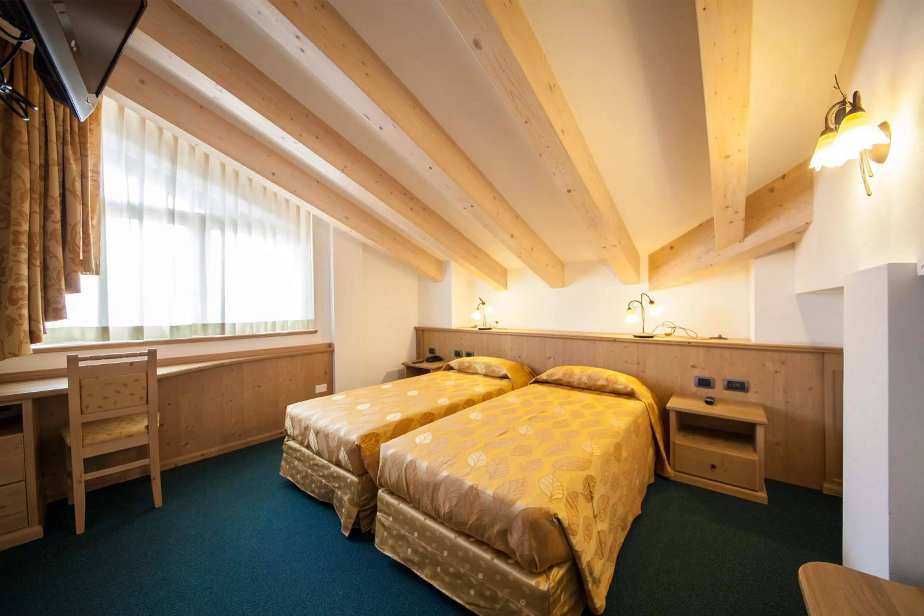 Bed in Family Hotel Andes - Only for Family