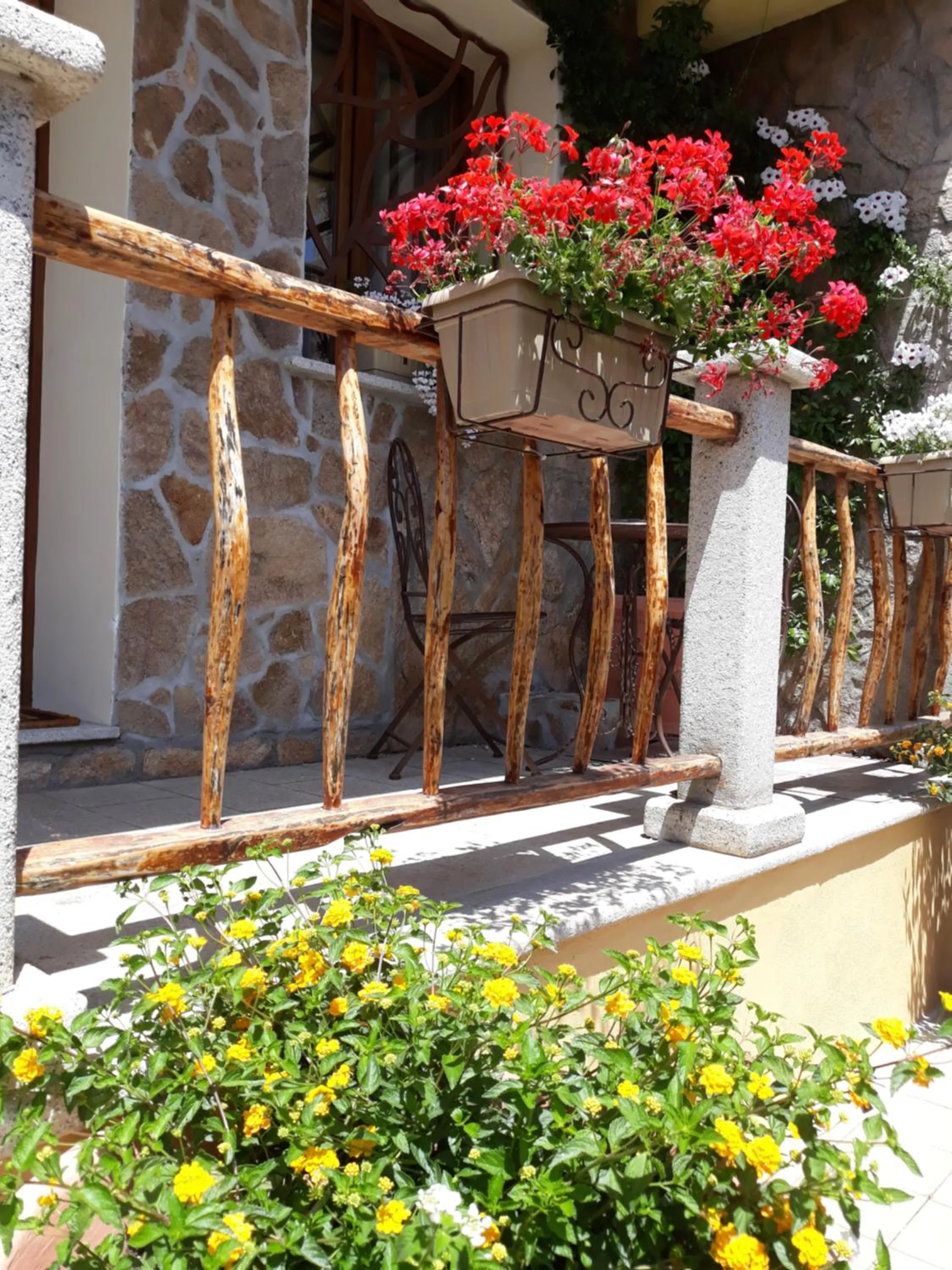 Property building in AL PEZ exclusive rooms