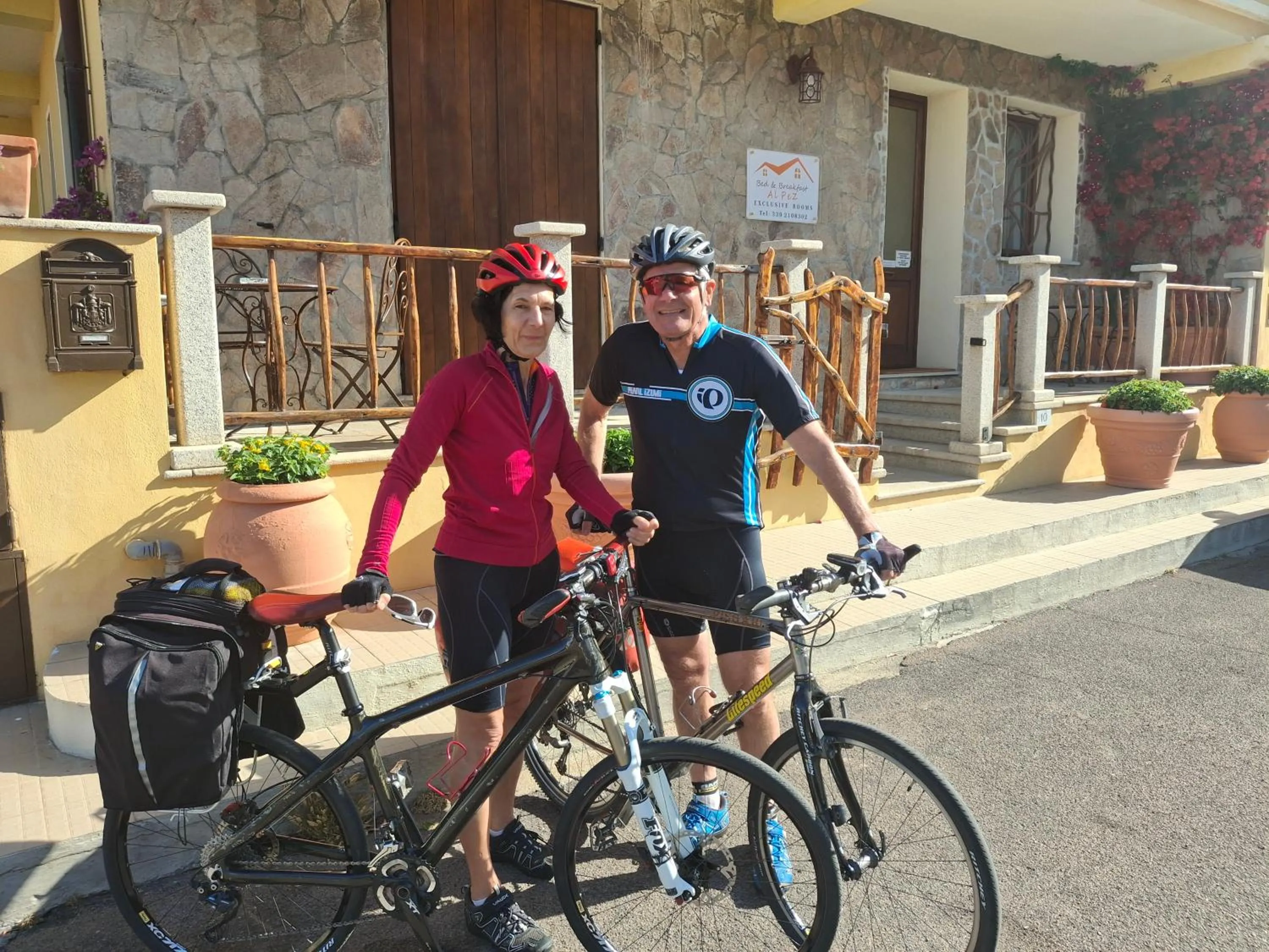 People in AL PEZ exclusive rooms