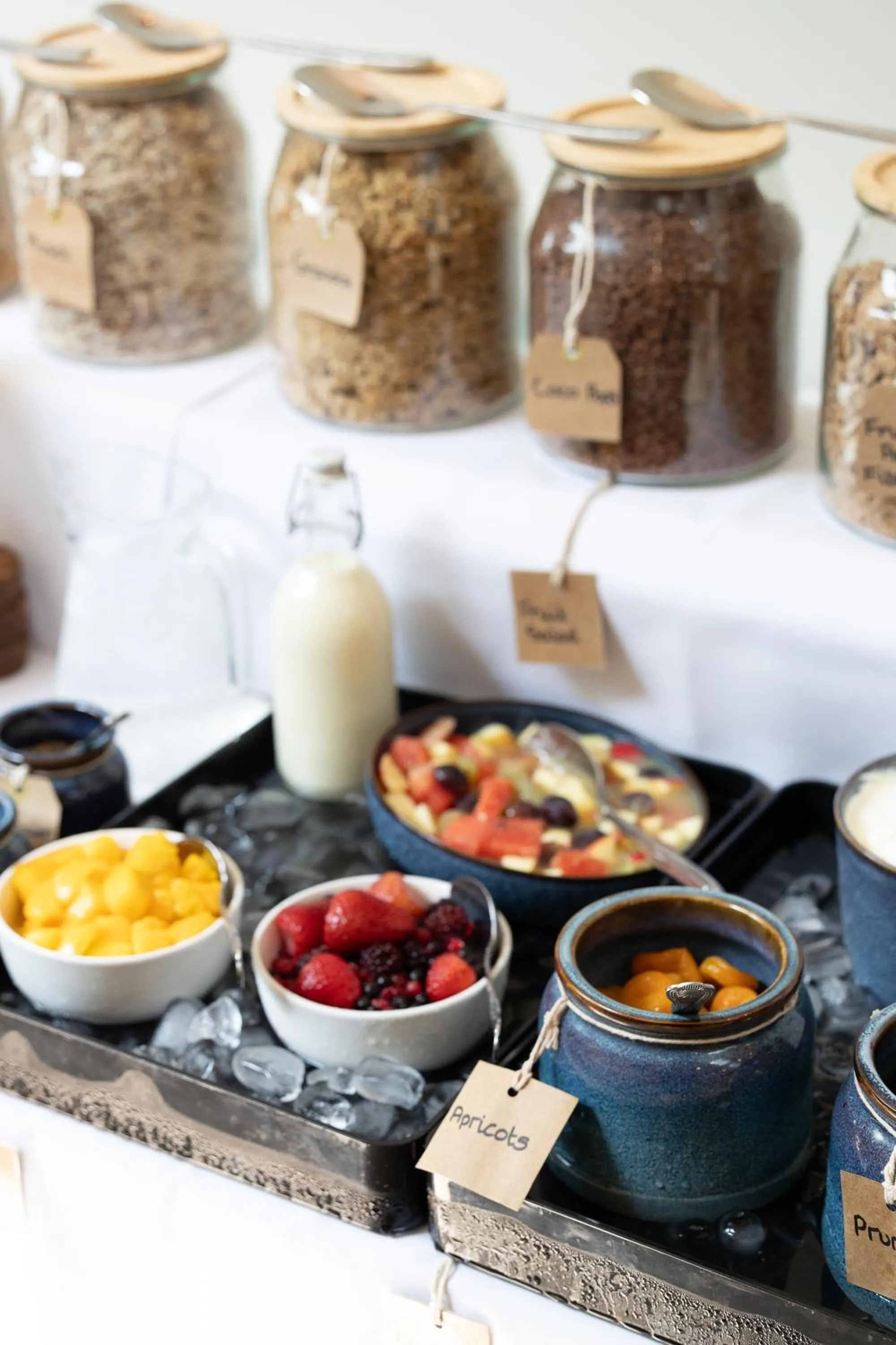 Restaurant/places to eat in The Clarence Gardens Hotel, BW Signature Collection