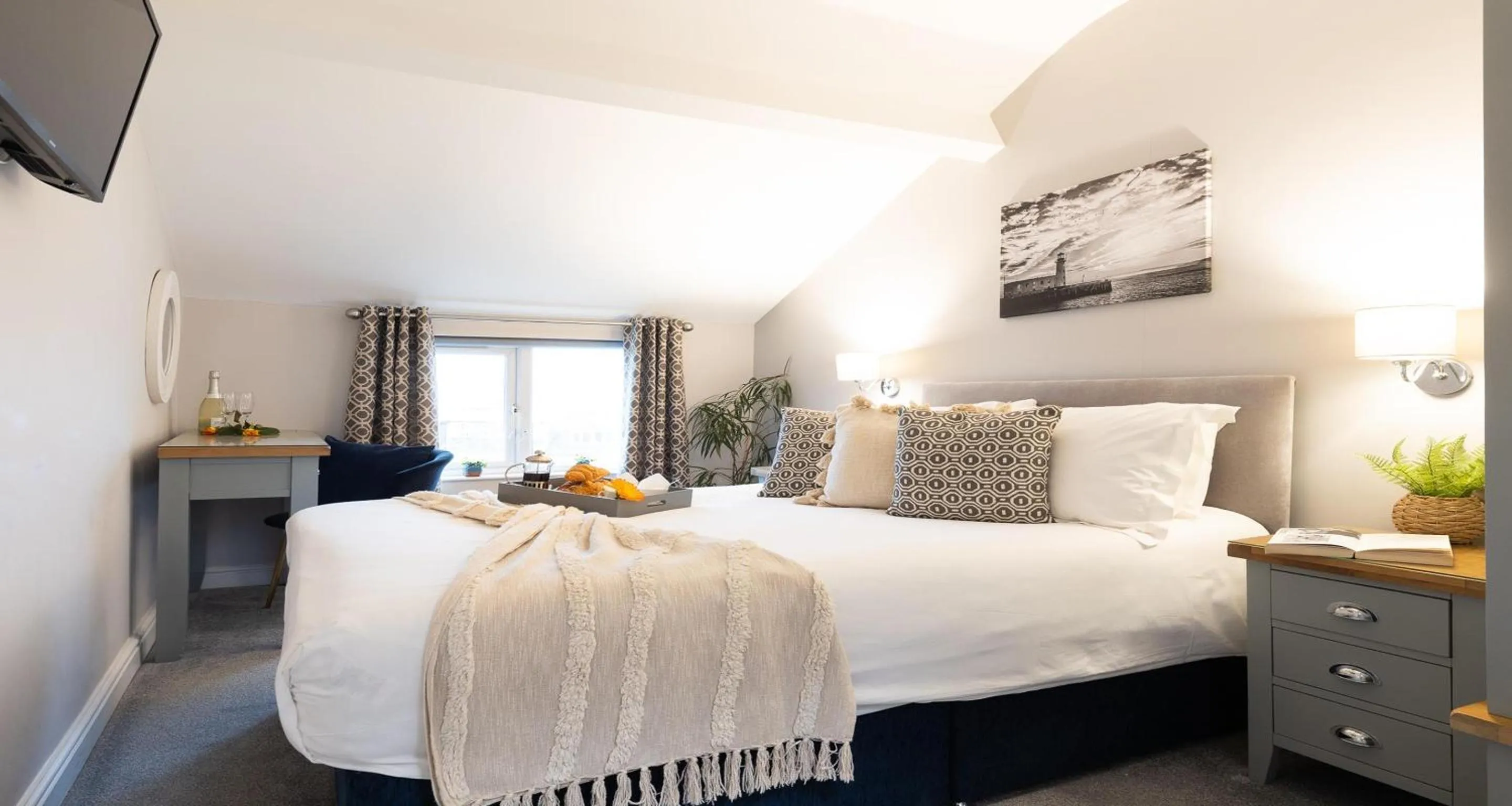 Property building, Bed in The Clarence Gardens Hotel, BW Signature Collection