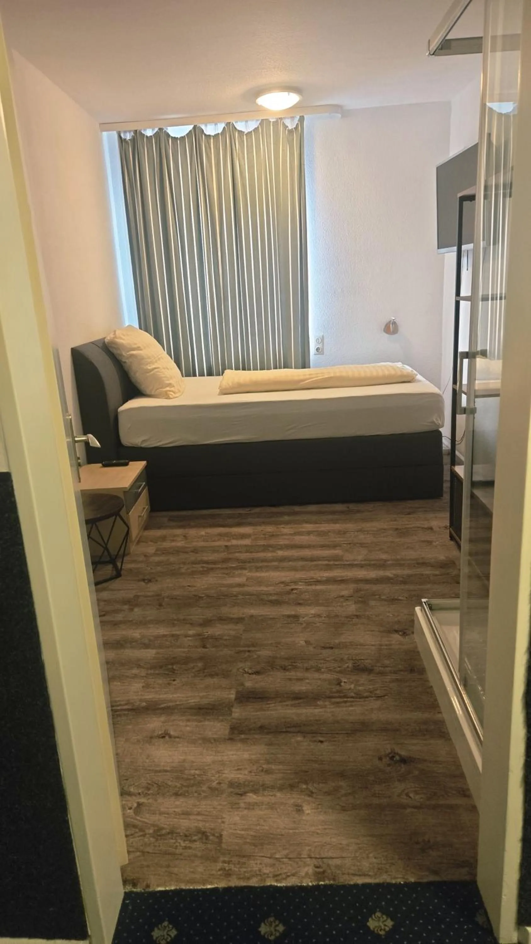 Photo of the whole room, Bed in Hotel Starke