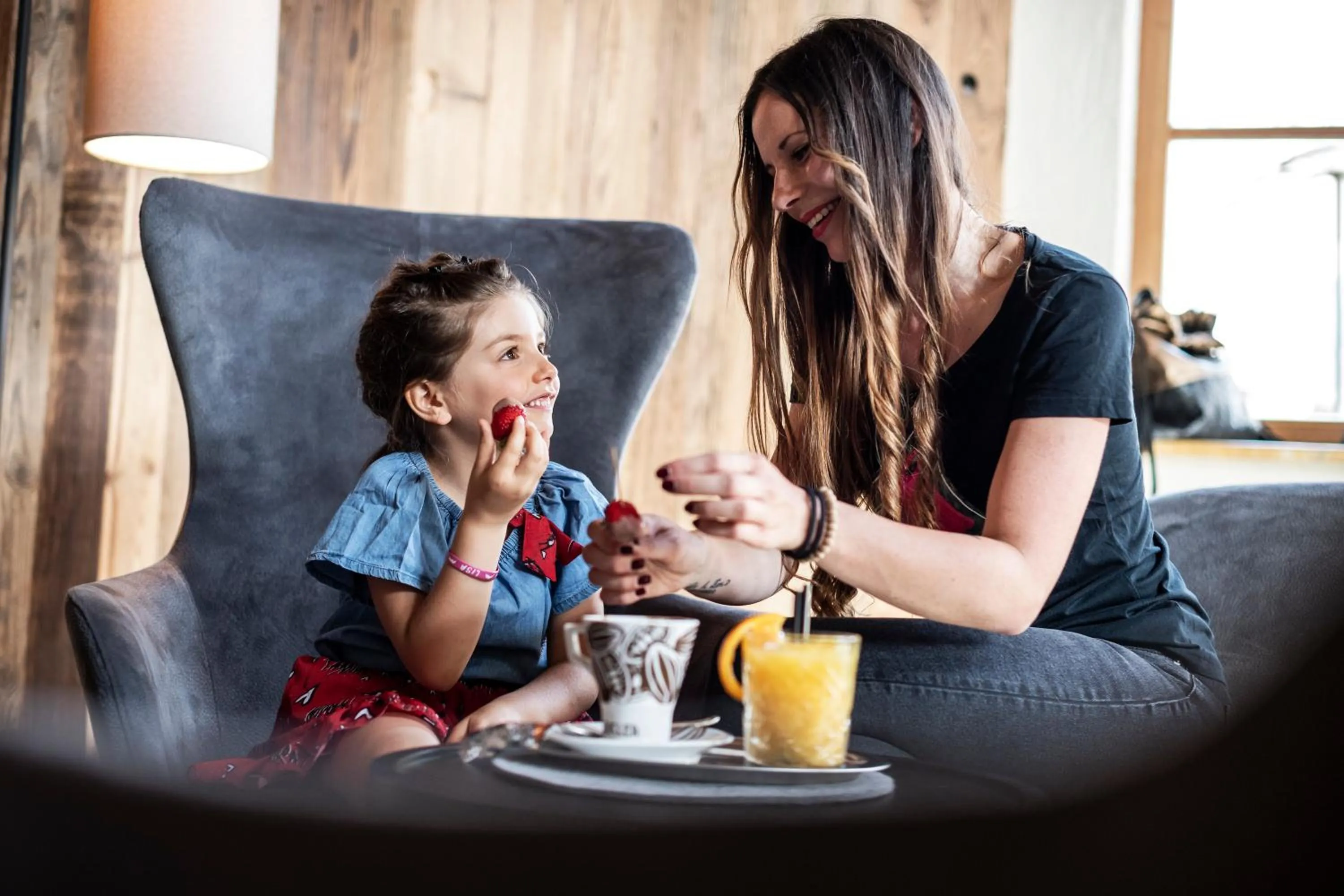 children in Hotel Simpaty