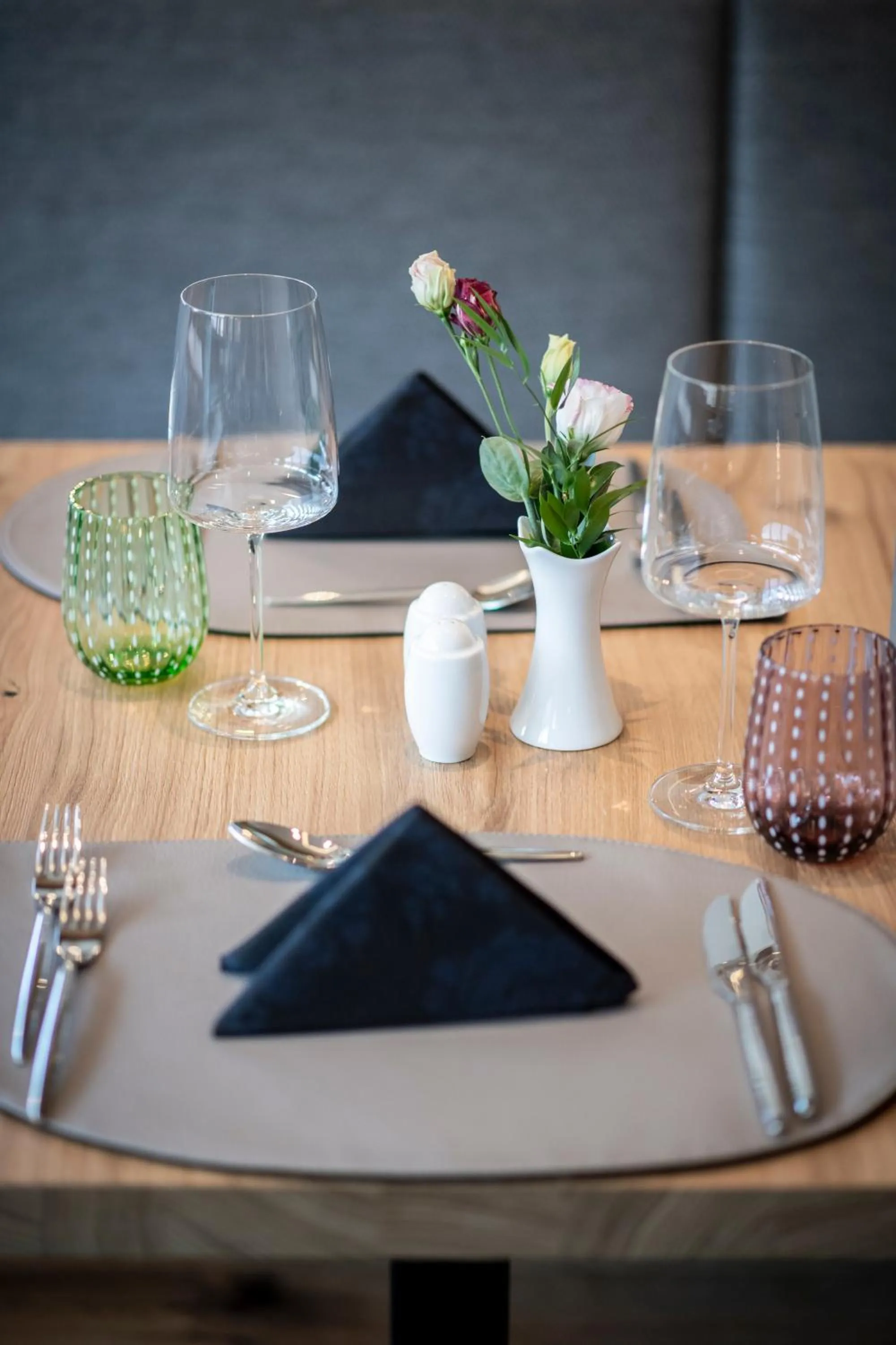 Restaurant/places to eat in Hotel Simpaty