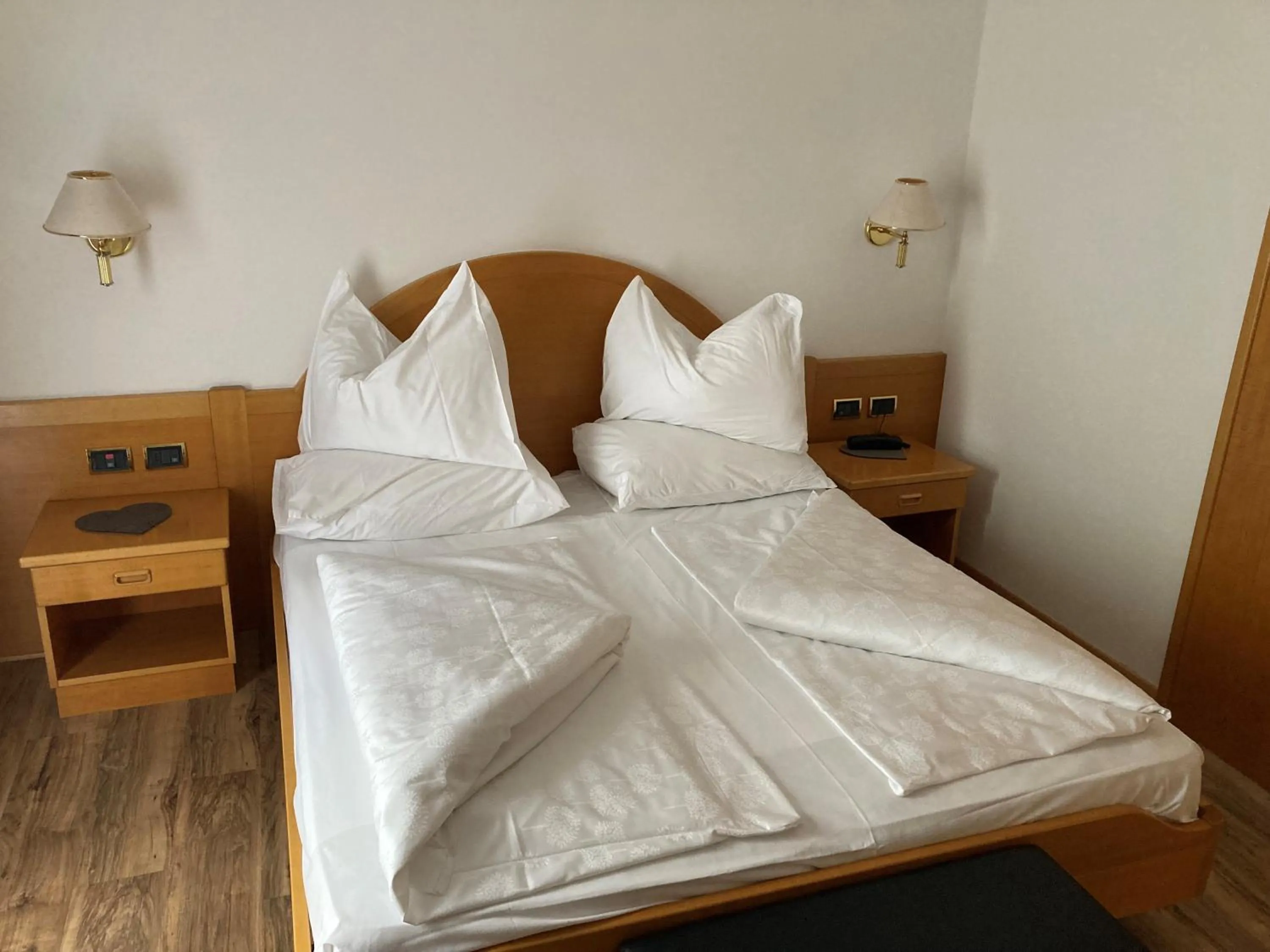 Bed in Hotel Simpaty