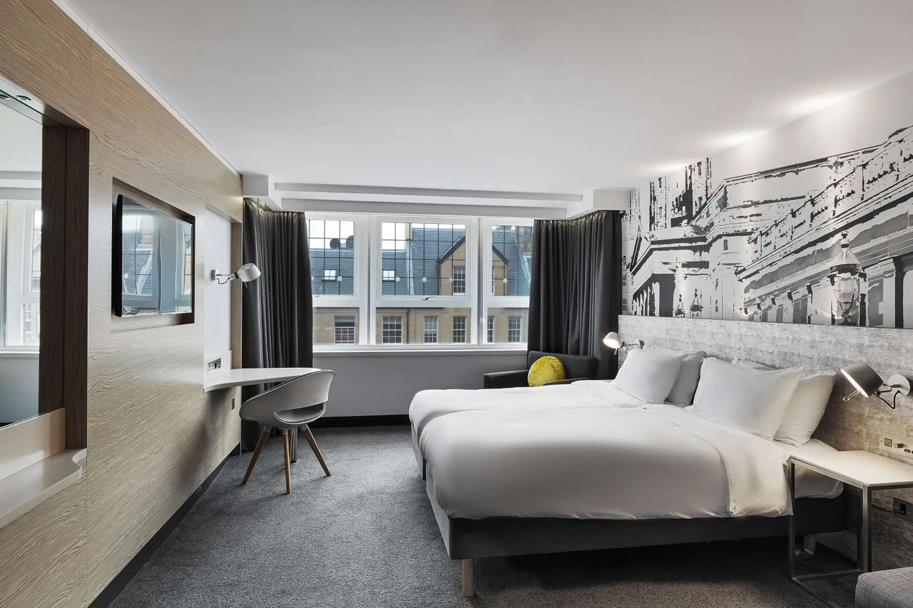 Premium Room in Radisson Blu Hotel, Edinburgh City Centre Premium Room in Radisson Blu Hotel, Edinburgh City Centre