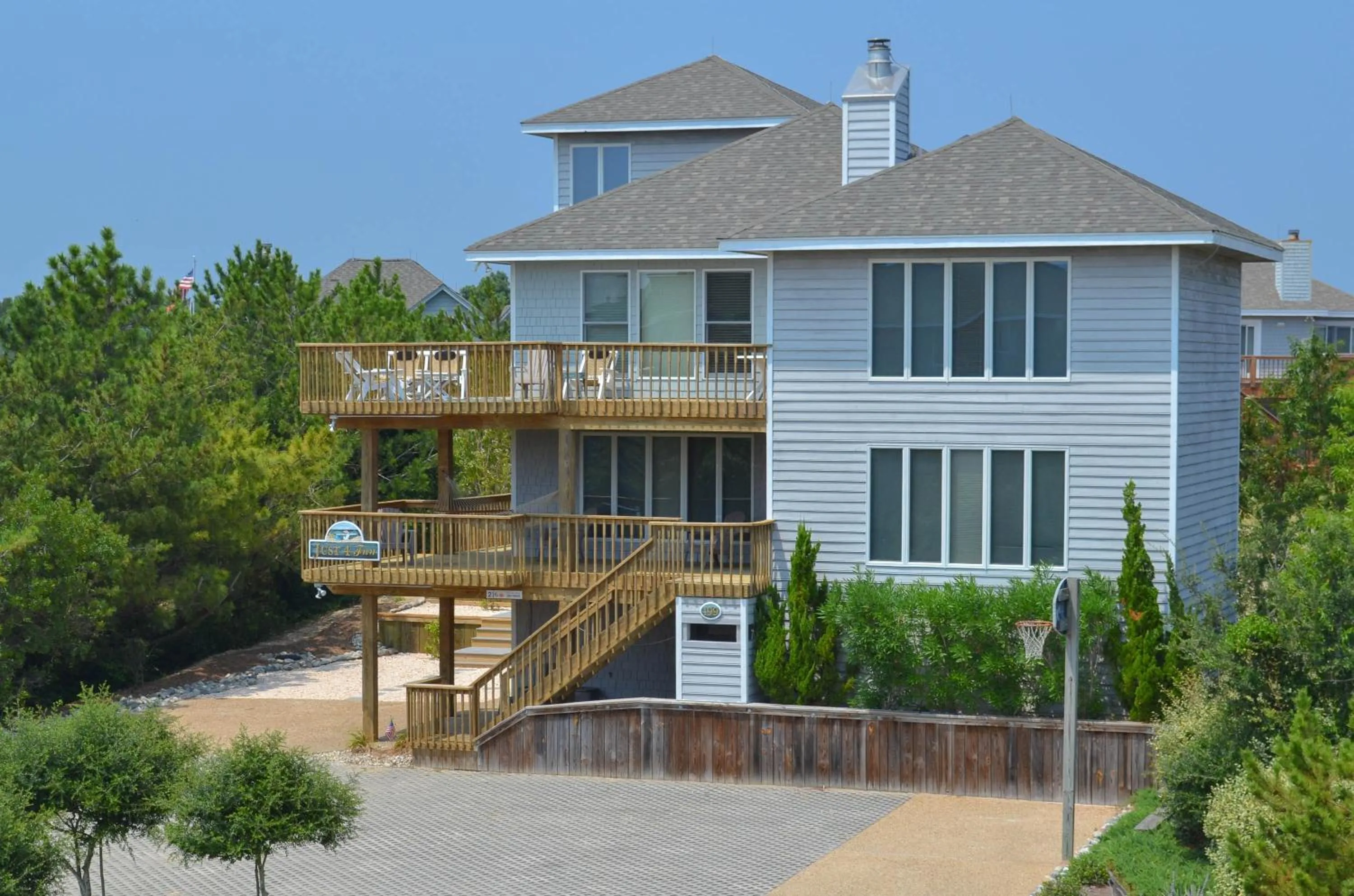 Just For Fun - Duck, Schooner Ridge, Pool Open 4/15, Pool Heat Option, Hot Tub, Close to Downtown