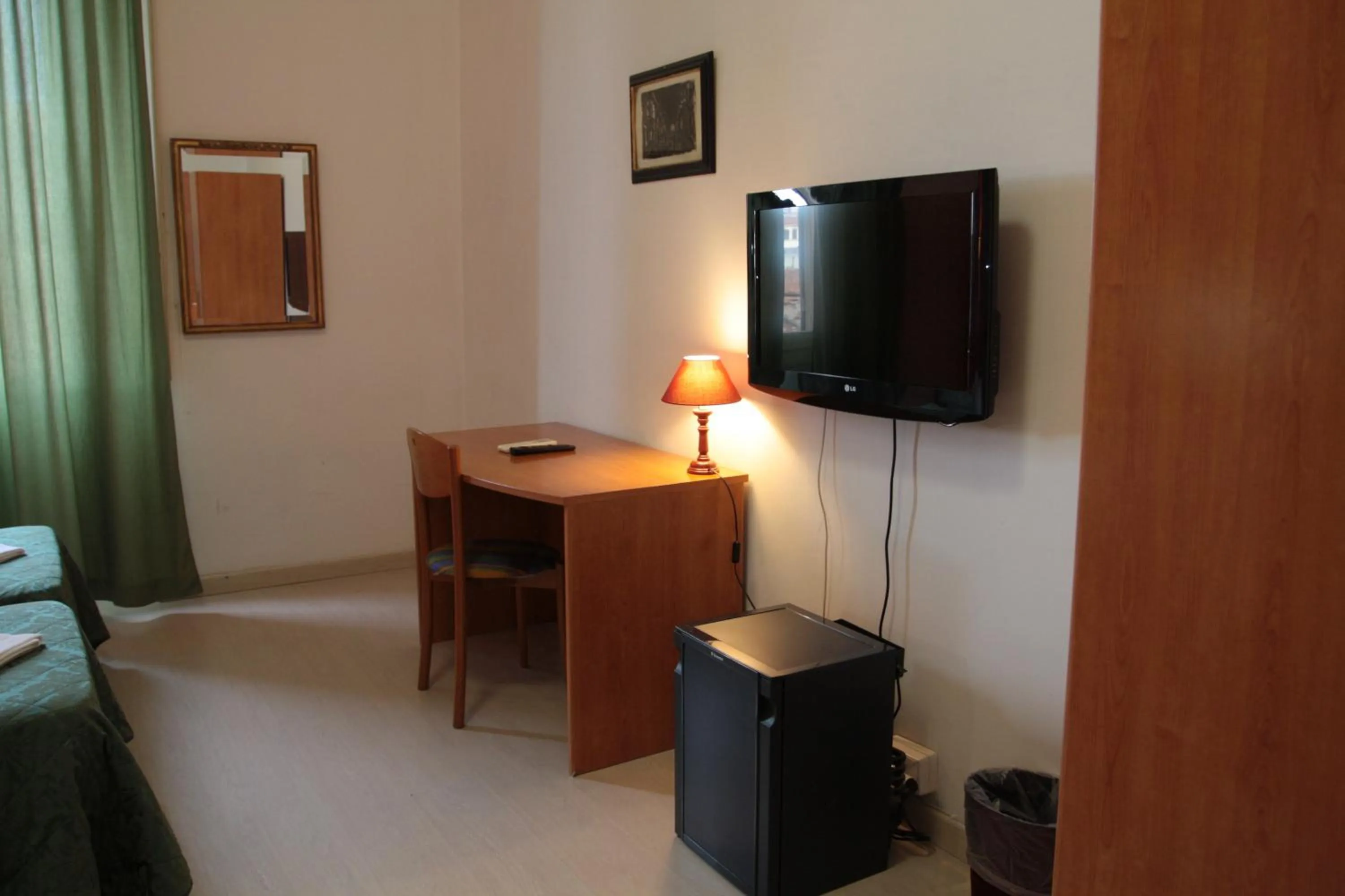 Photo of the whole room in Hotel Genzianella