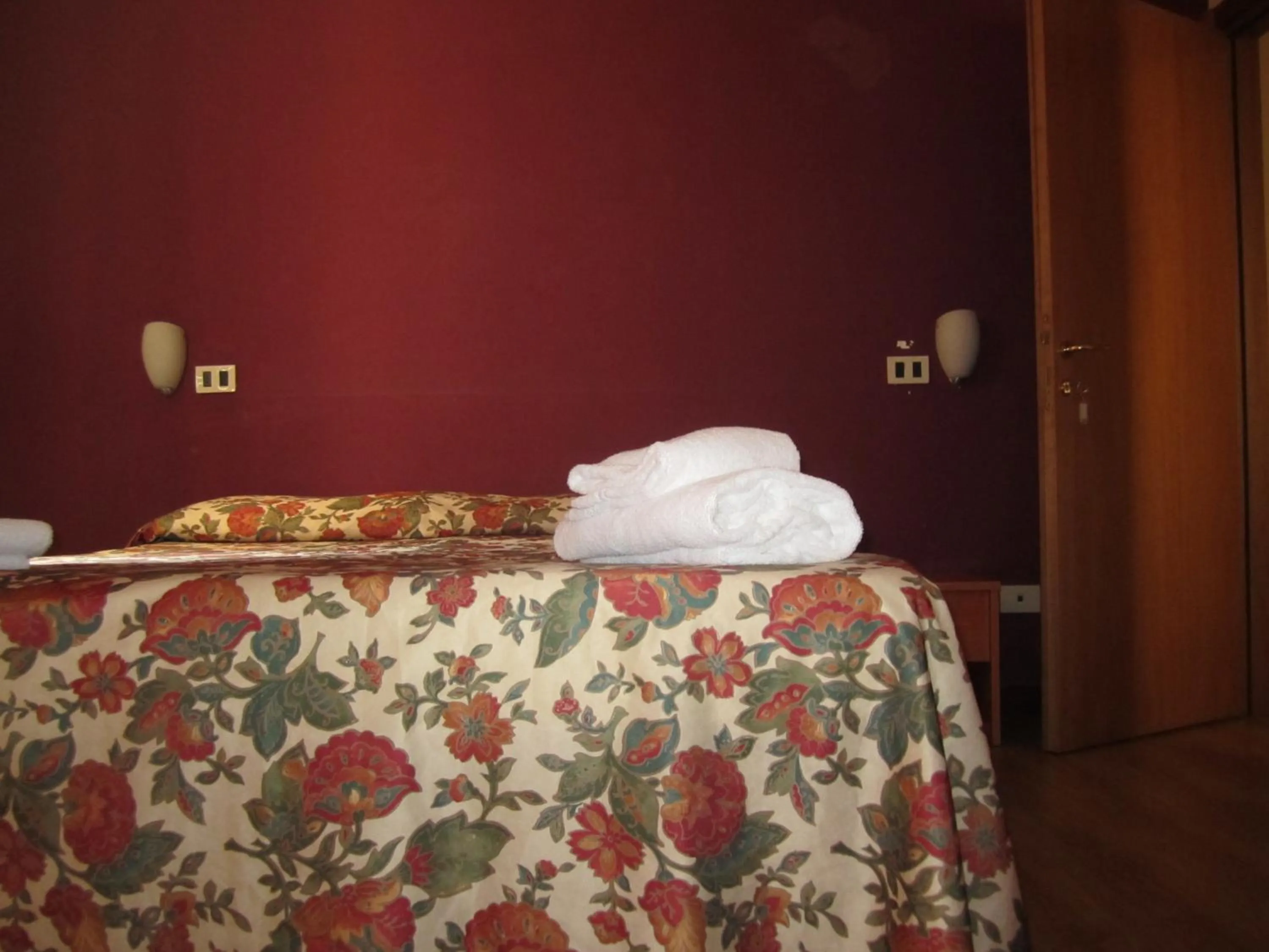 Bed in Hotel Genzianella