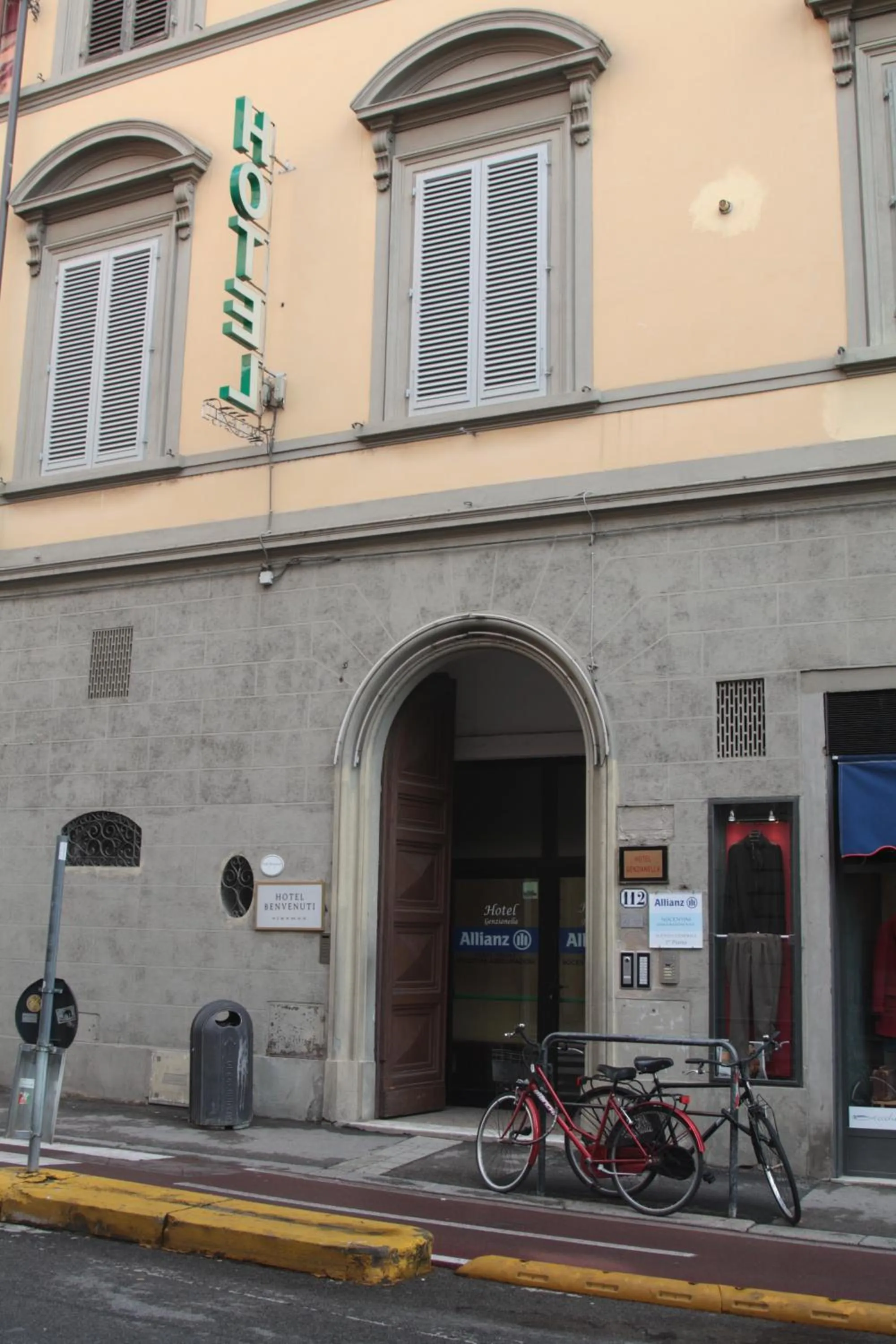 Facade/entrance in Hotel Genzianella