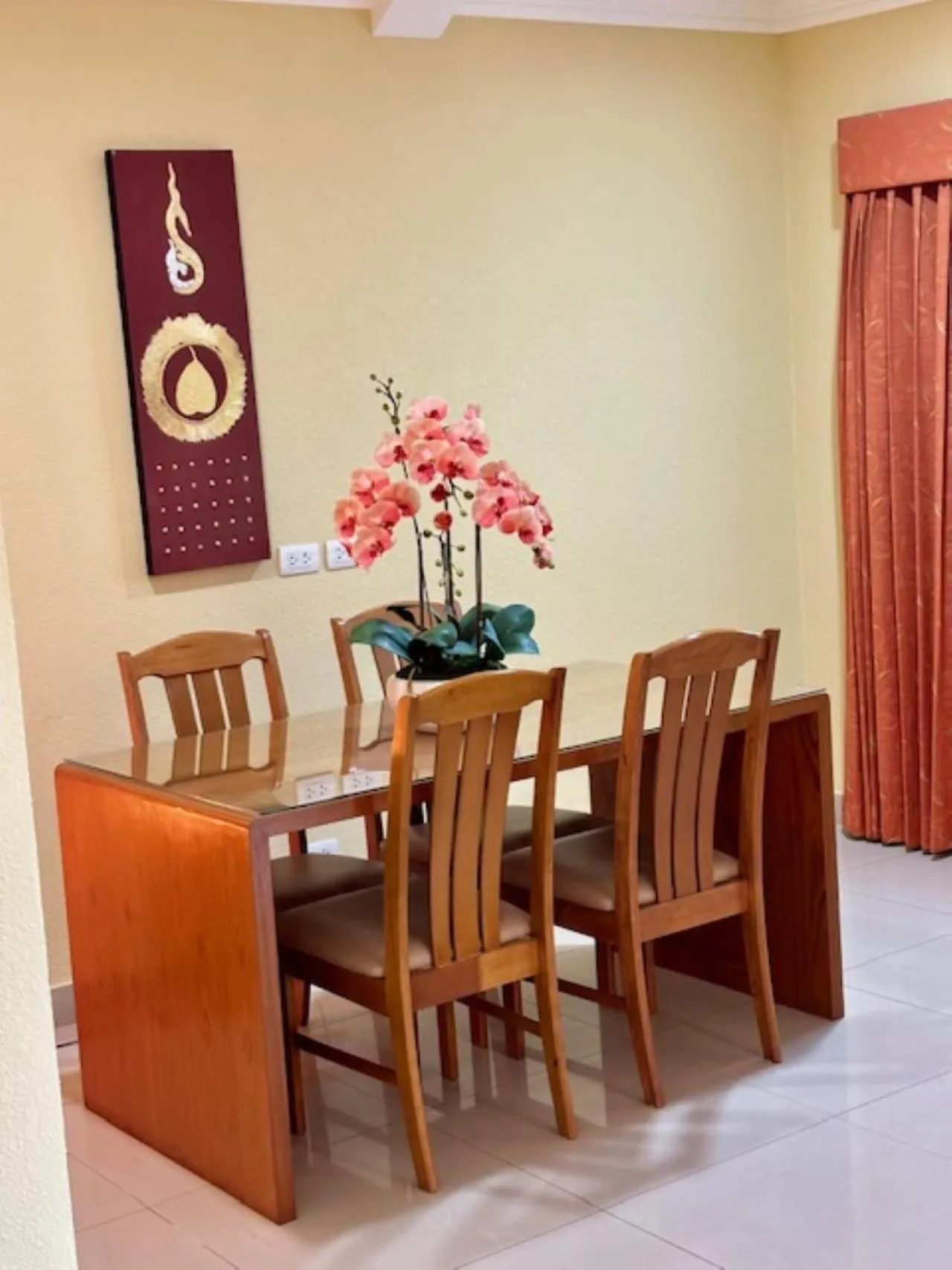 Dining area in Baan Souy Resort