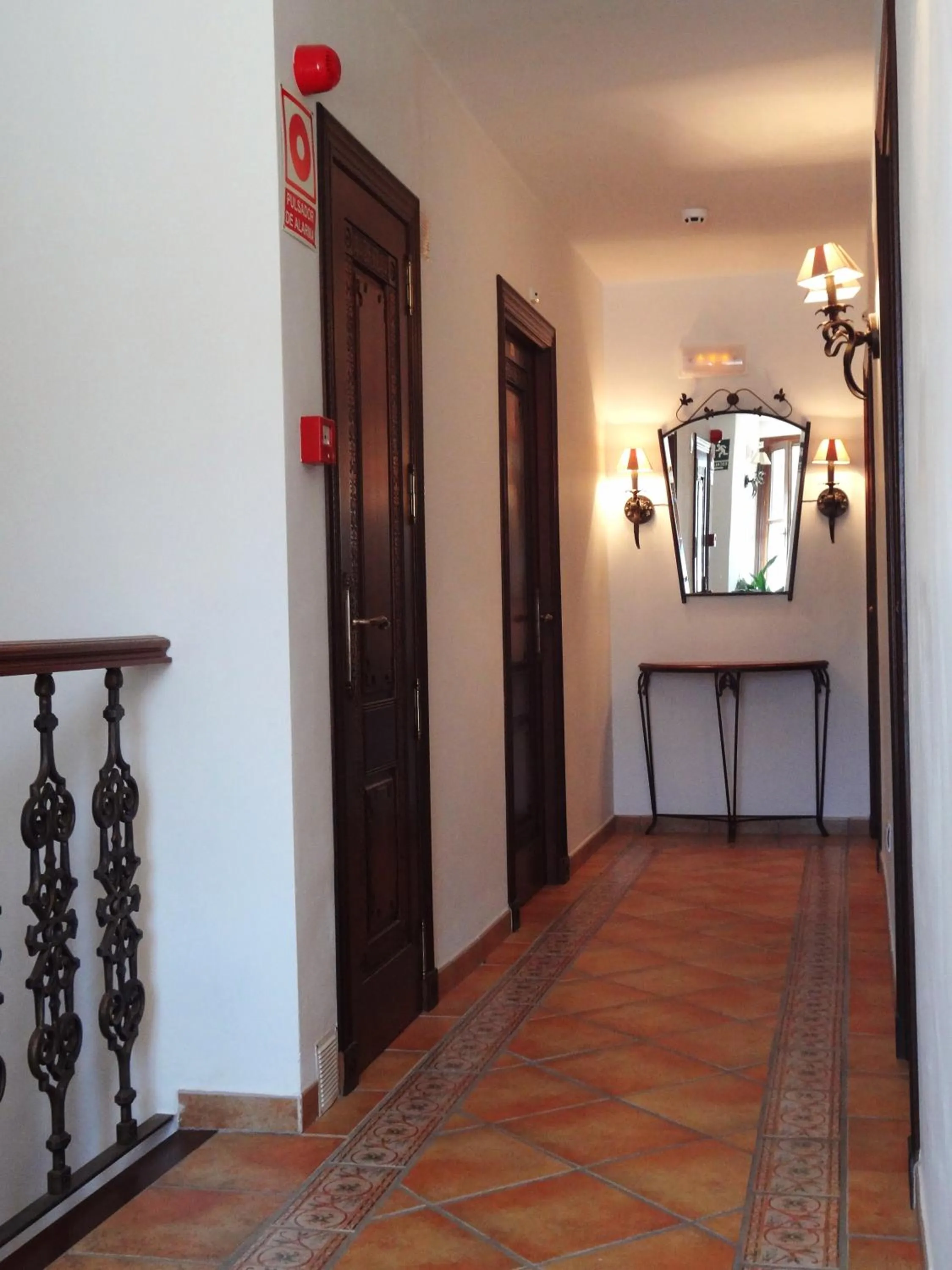 Lobby or reception in Hotel Rural Poqueira II