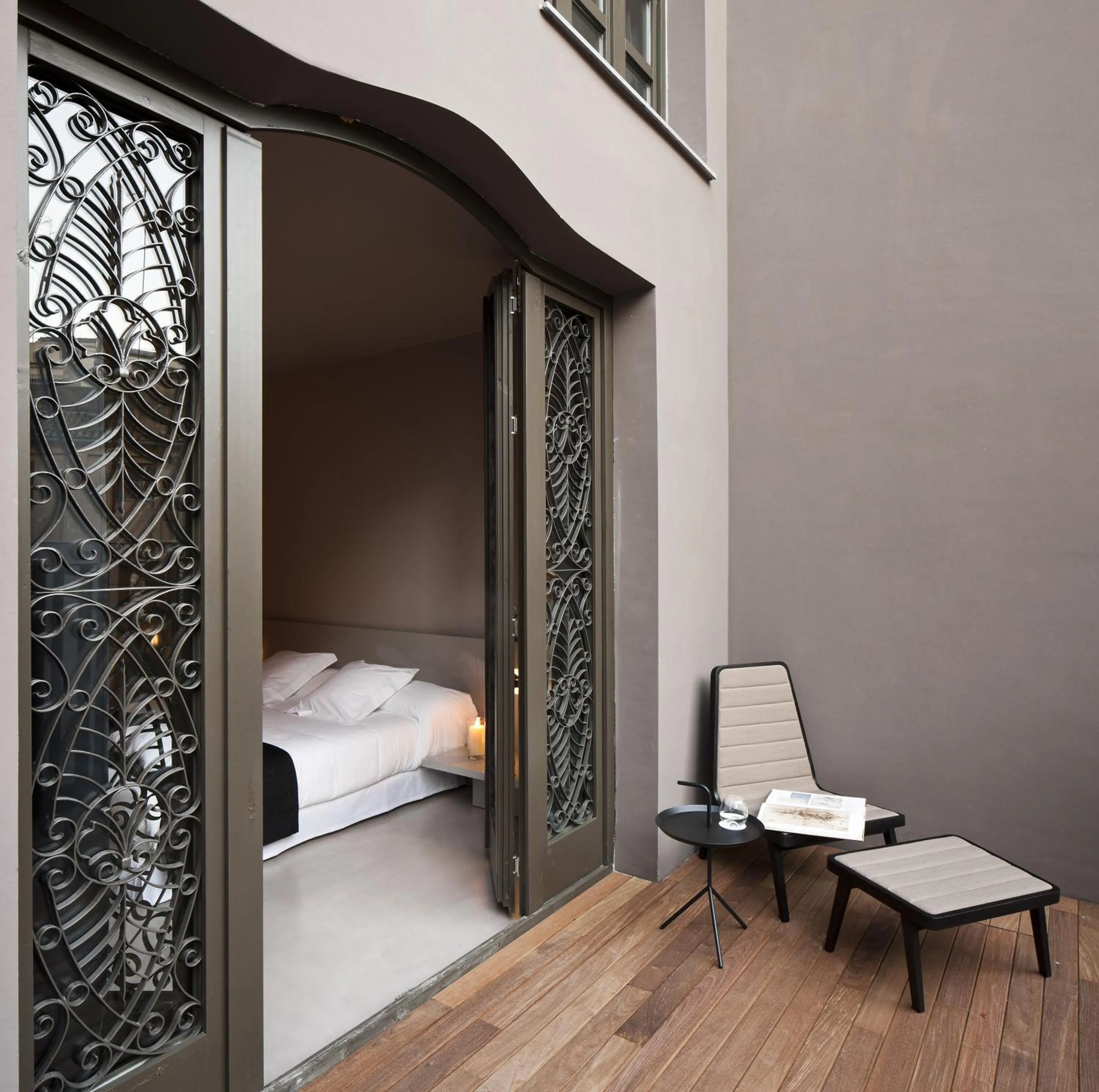 Balcony/Terrace, Bed in Caro Hotel