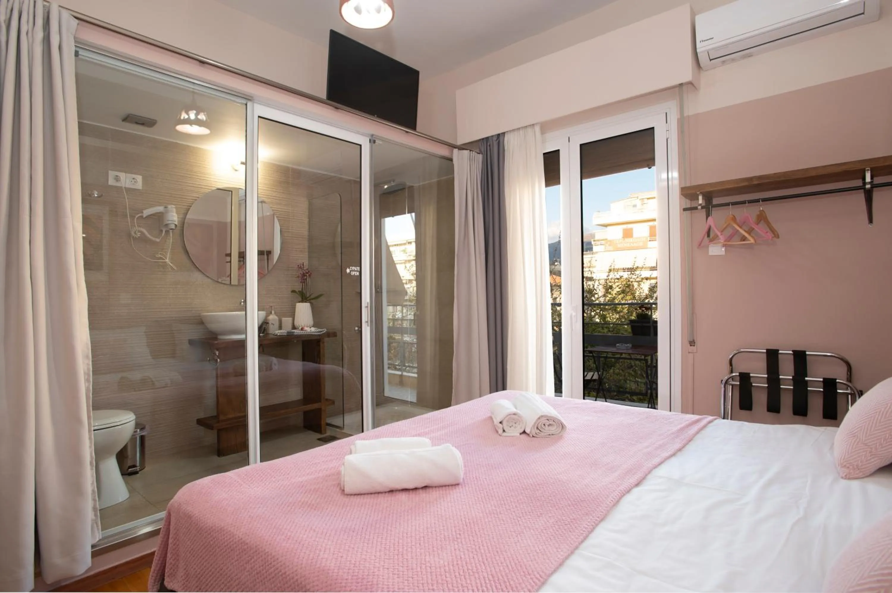 Bed in Kalamata Art Rooms