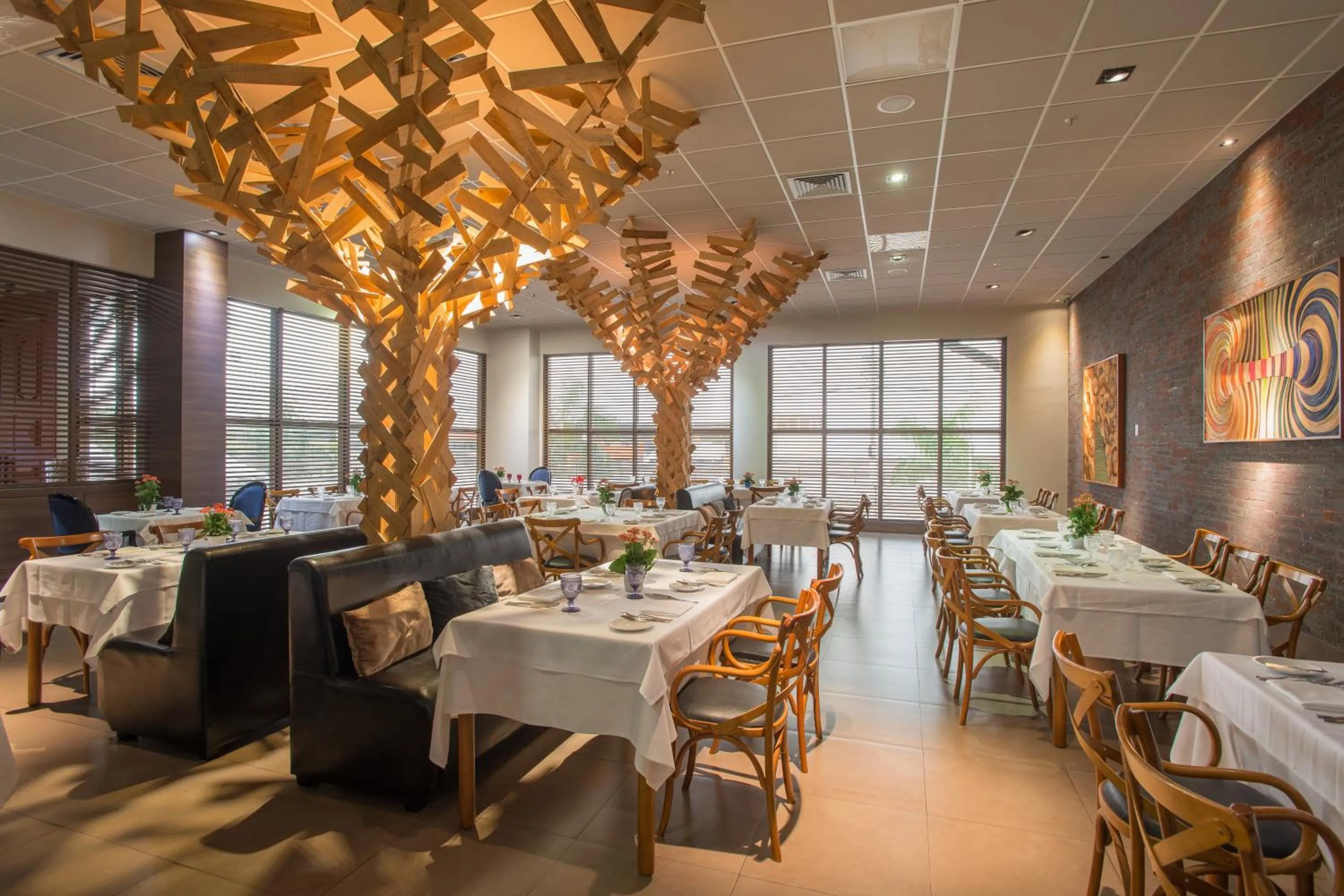 Restaurant/places to eat in Hotel Gran Odara