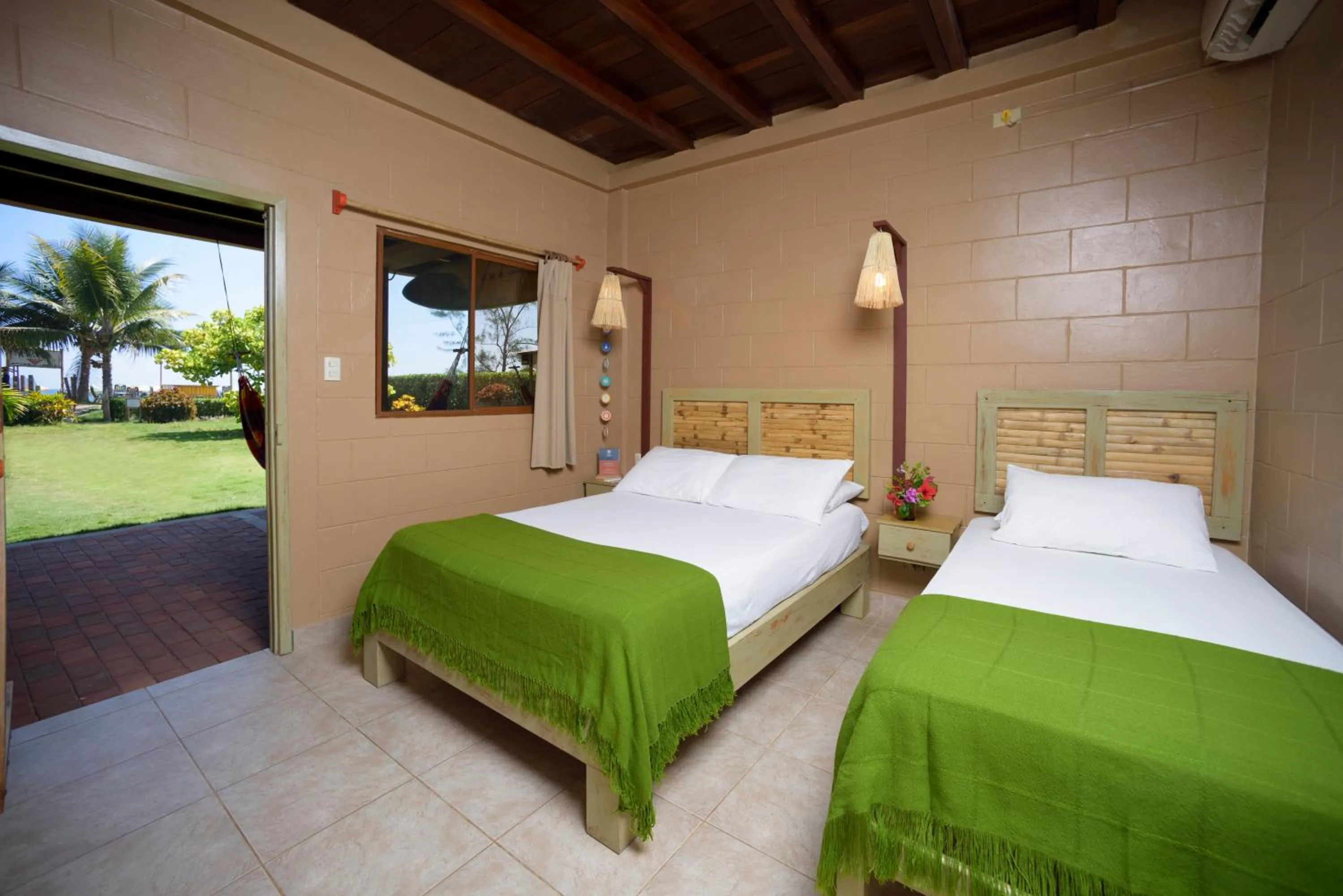 Photo of the whole room, Bed in Hotel Kundalini