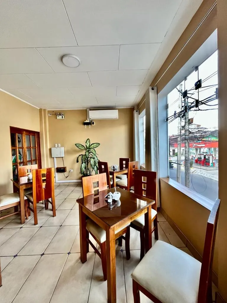 Breakfast in Fitzcarrald Hotel