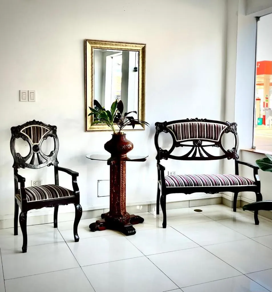 Lobby or reception in Fitzcarrald Hotel