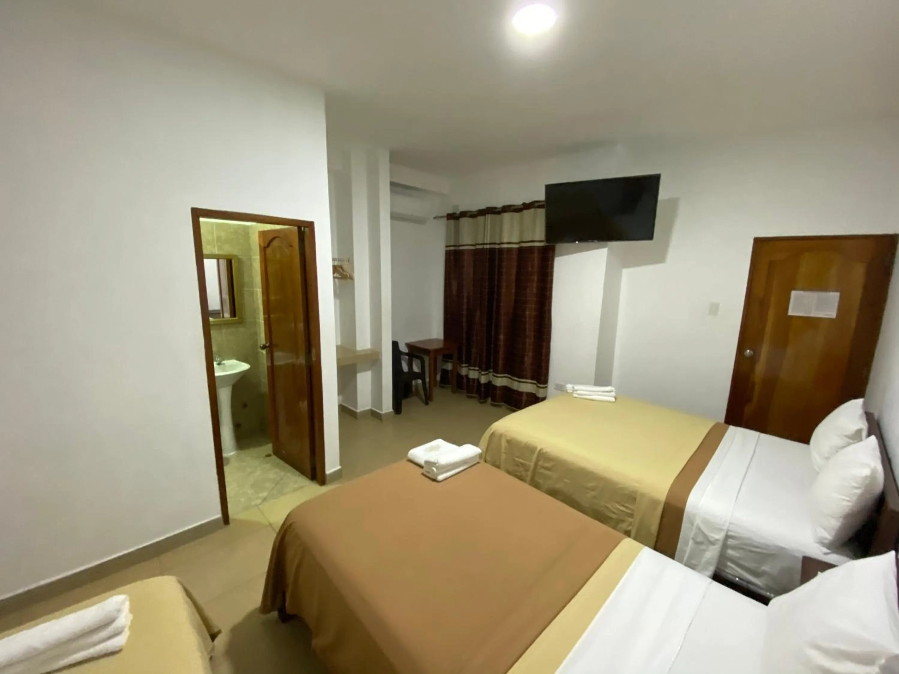 Bed in Fitzcarrald Hotel