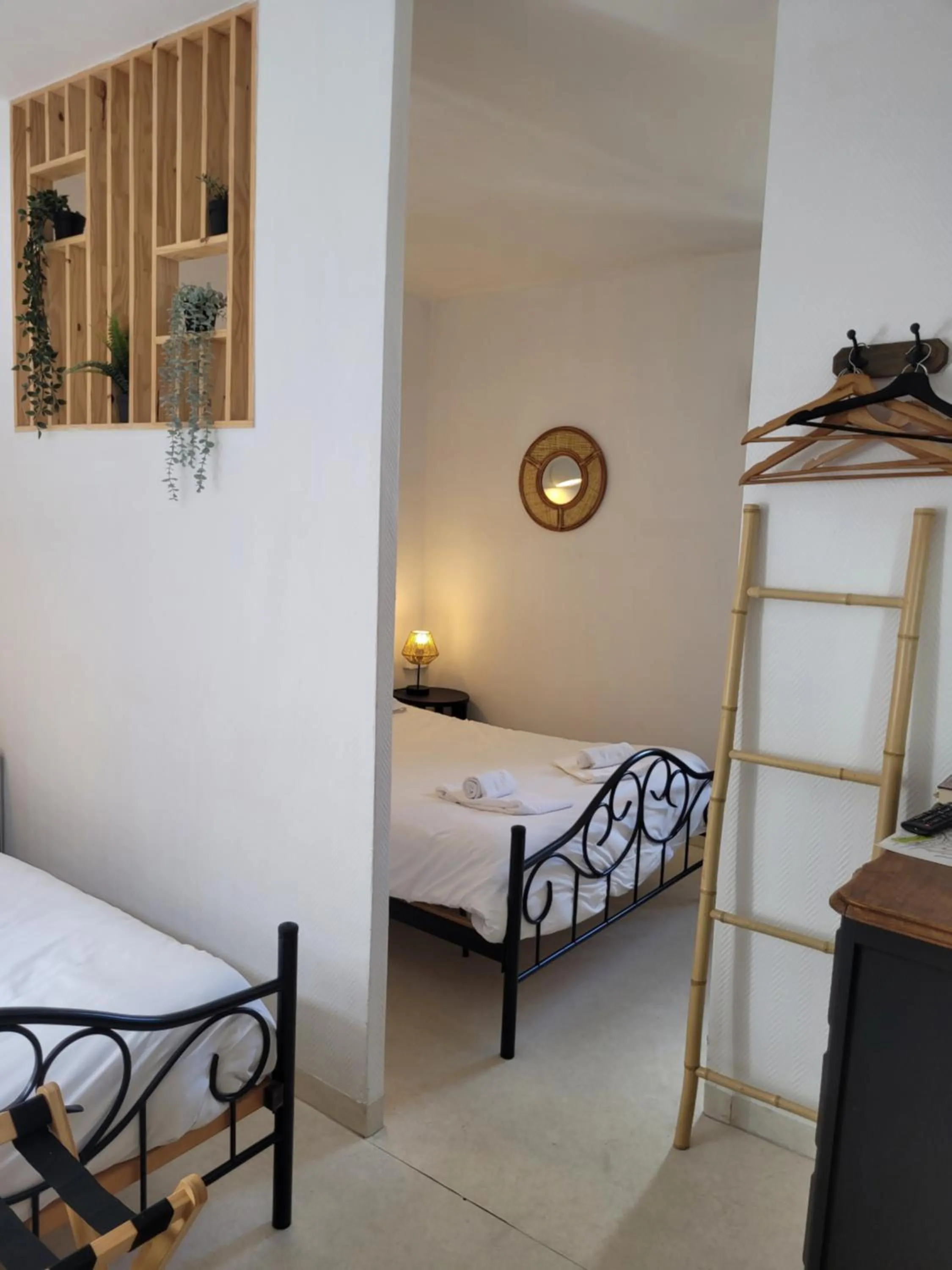 Bed in Hotel Duchesse Anne