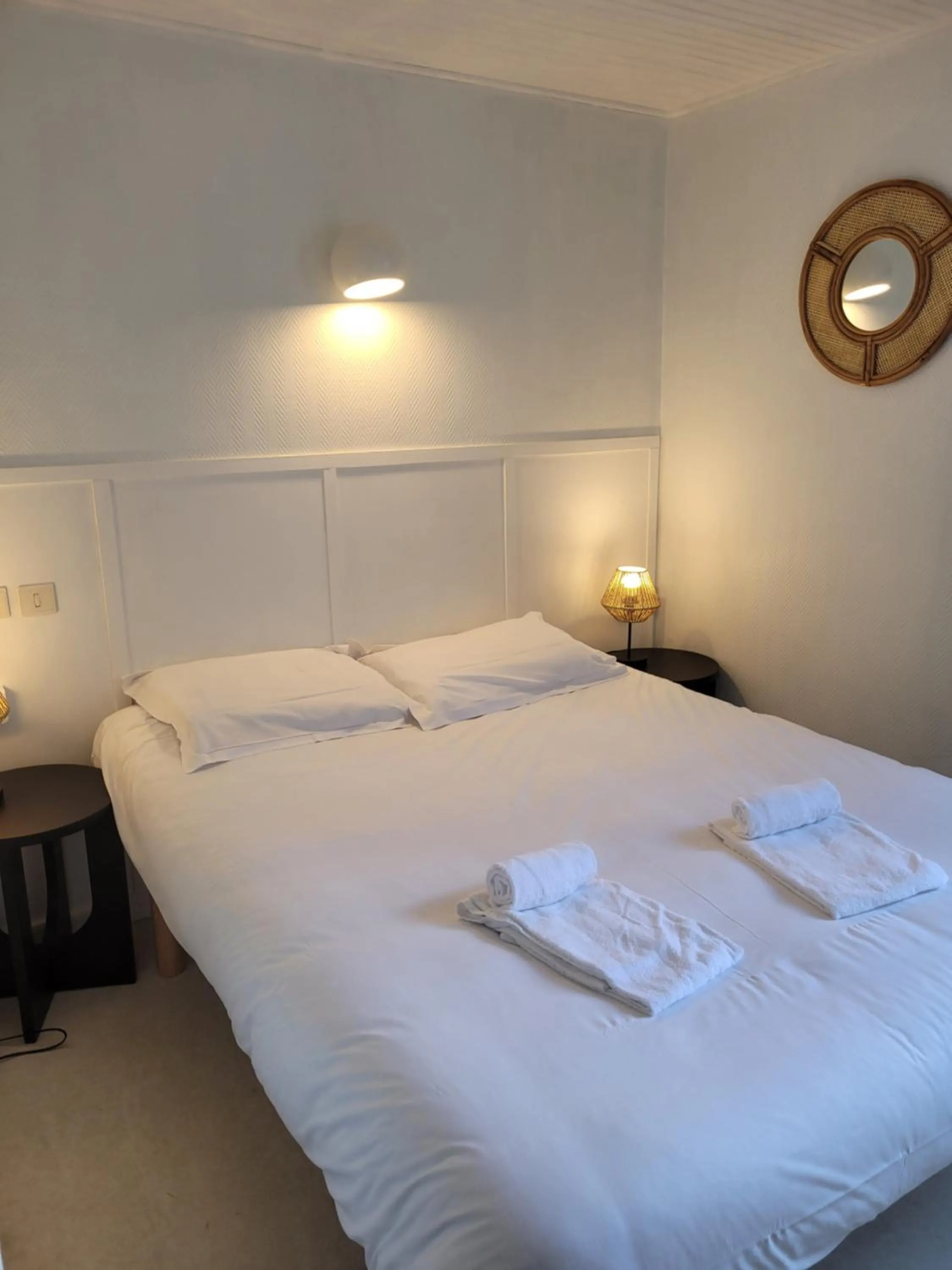 Bed in Hotel Duchesse Anne