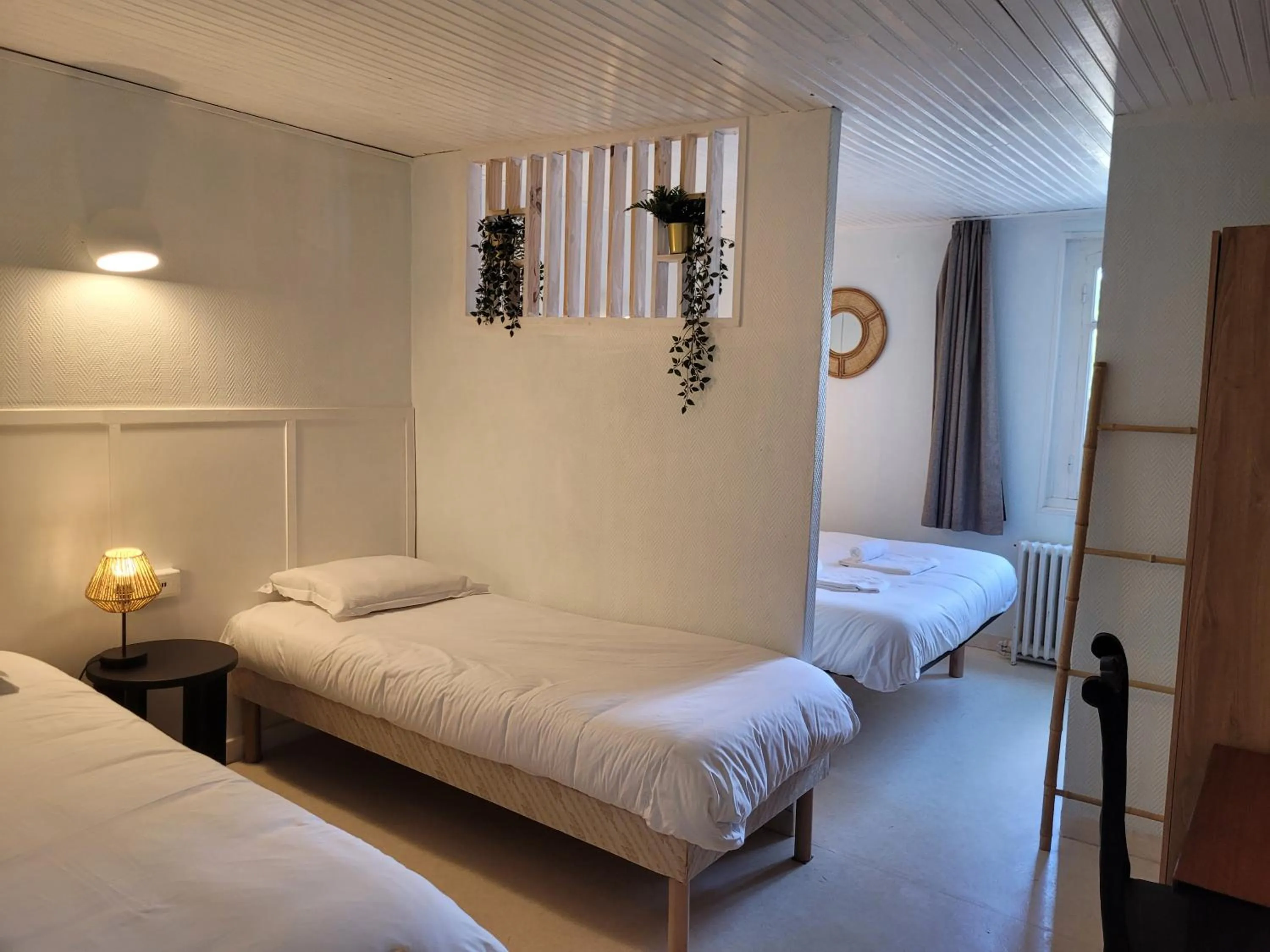 Bed in Hotel Duchesse Anne