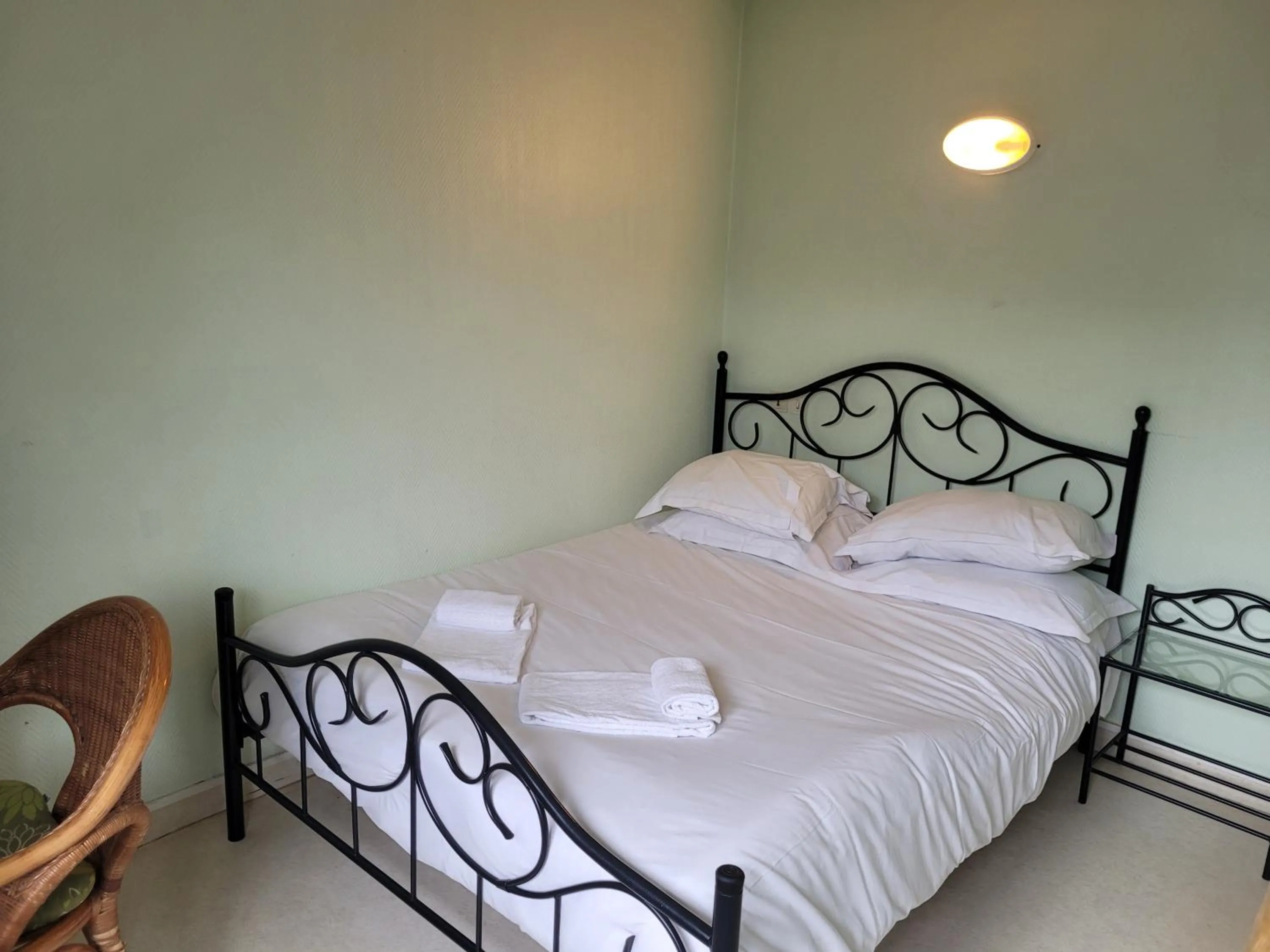 Bed in Hotel Duchesse Anne