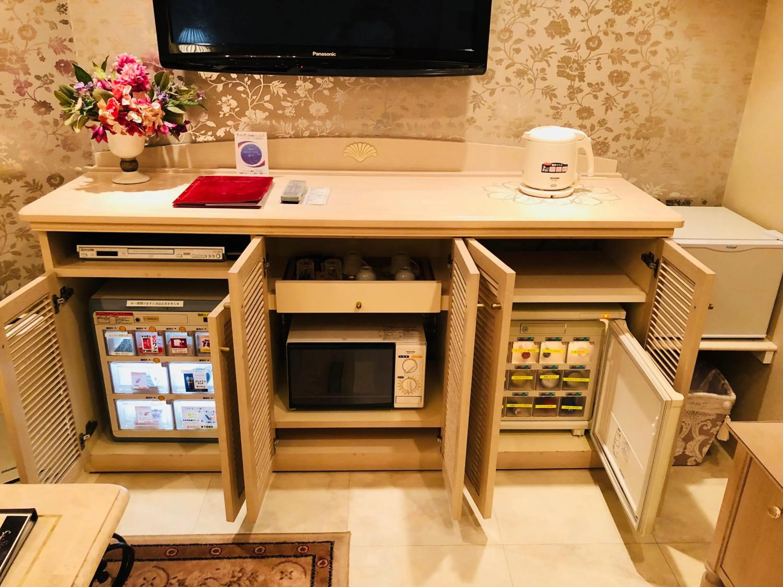 Hotel Star Dust (Adult Only)