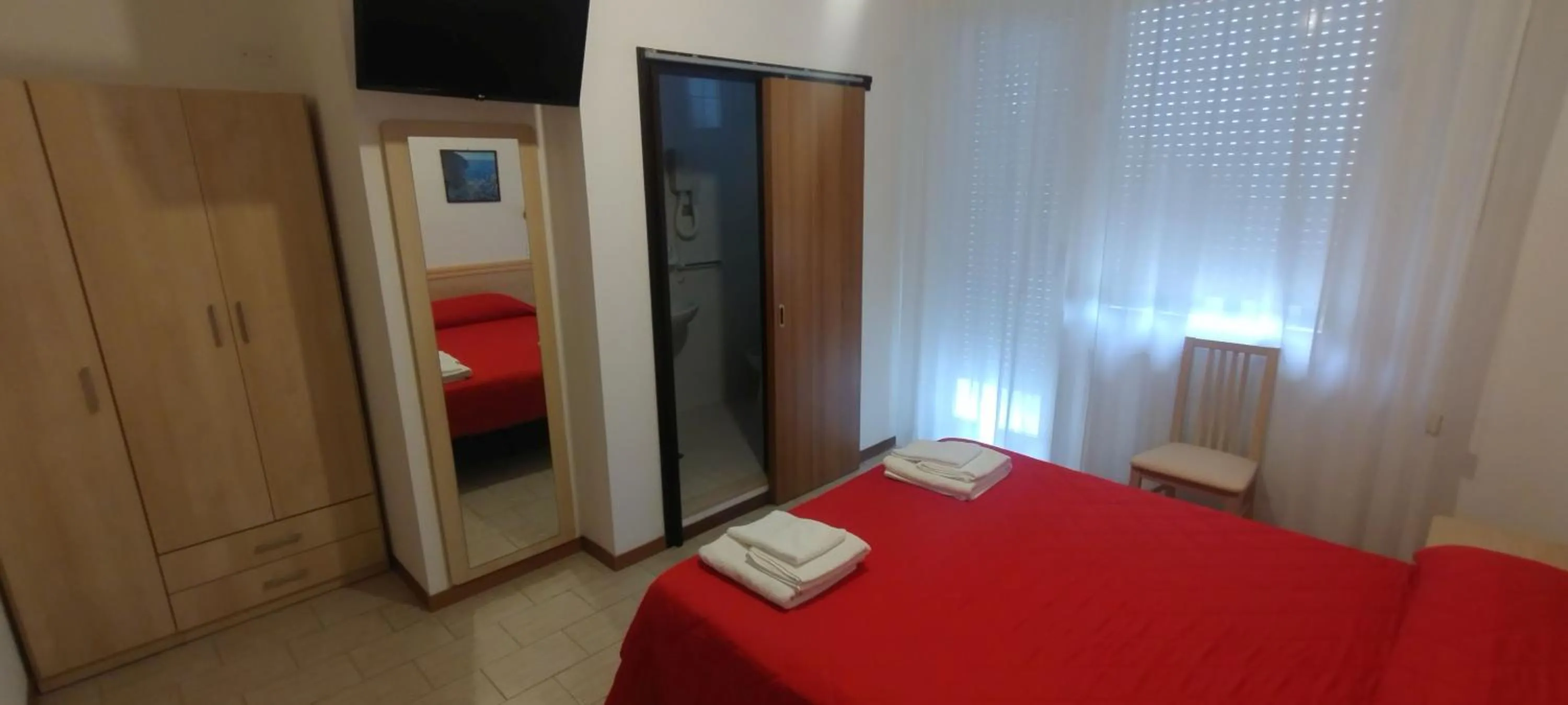 Bedroom, Bed in Hotel K2