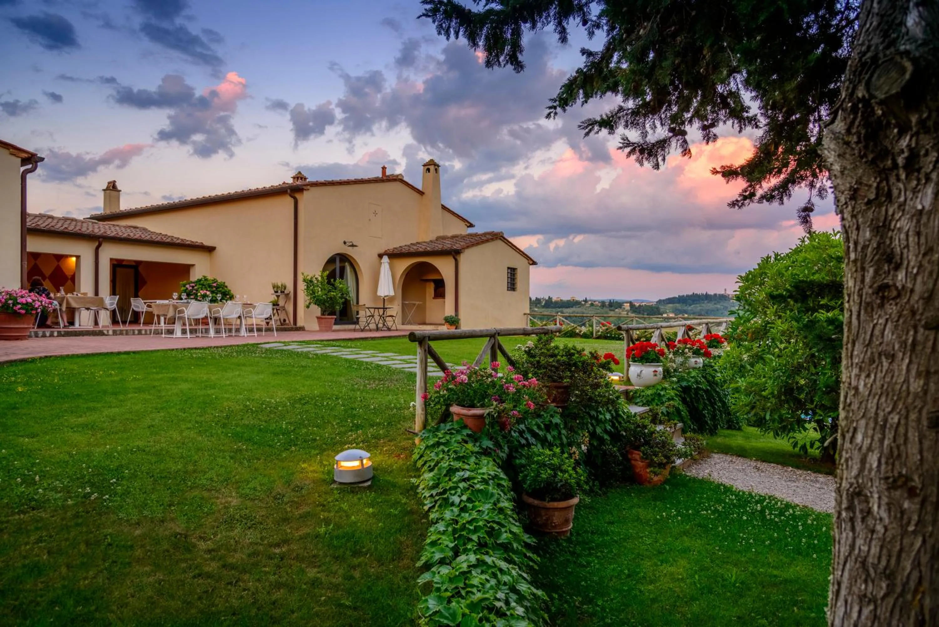 Property building in Podere Vigliano
