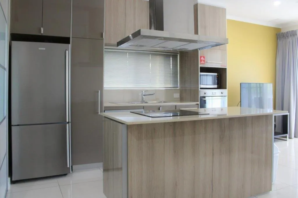Kitchen or kitchenette in Elsey on Parap