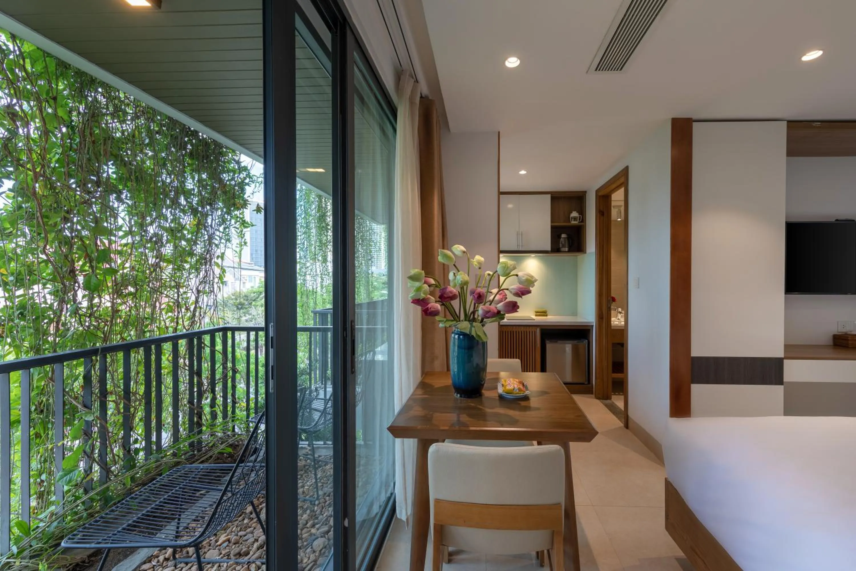 Balcony/Terrace, Bed in Ponte Boutique Da Nang