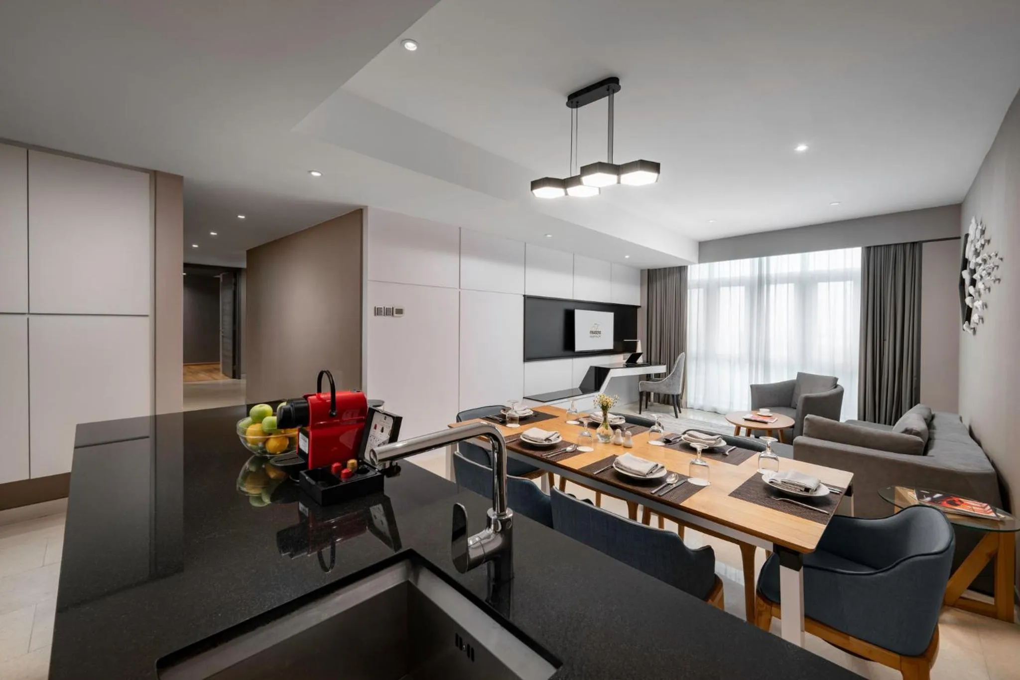 Coffee/tea facilities in Fraser Place Puteri Harbour