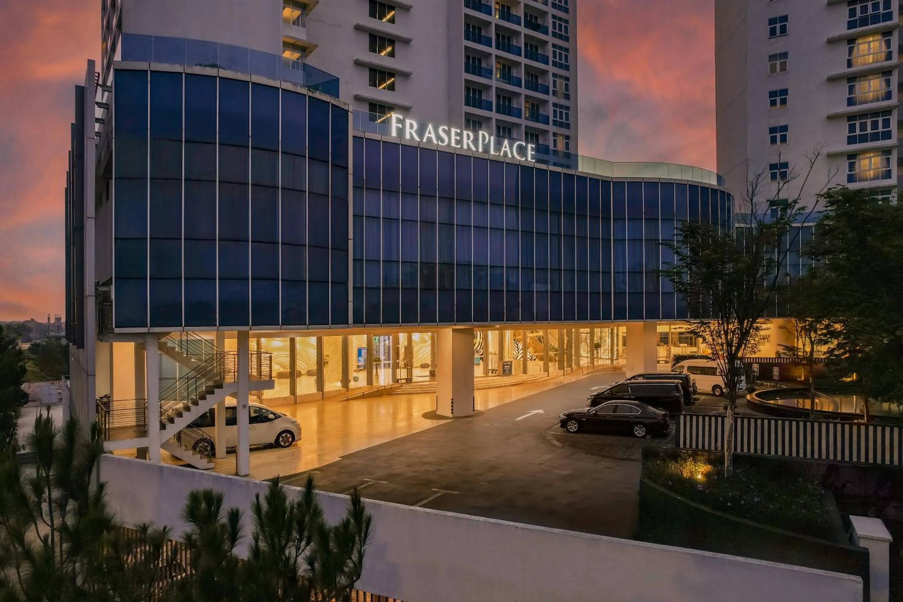 Property building in Fraser Place Puteri Harbour