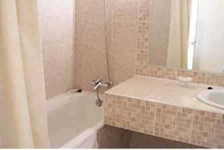 Bathroom in Astoria Hotel