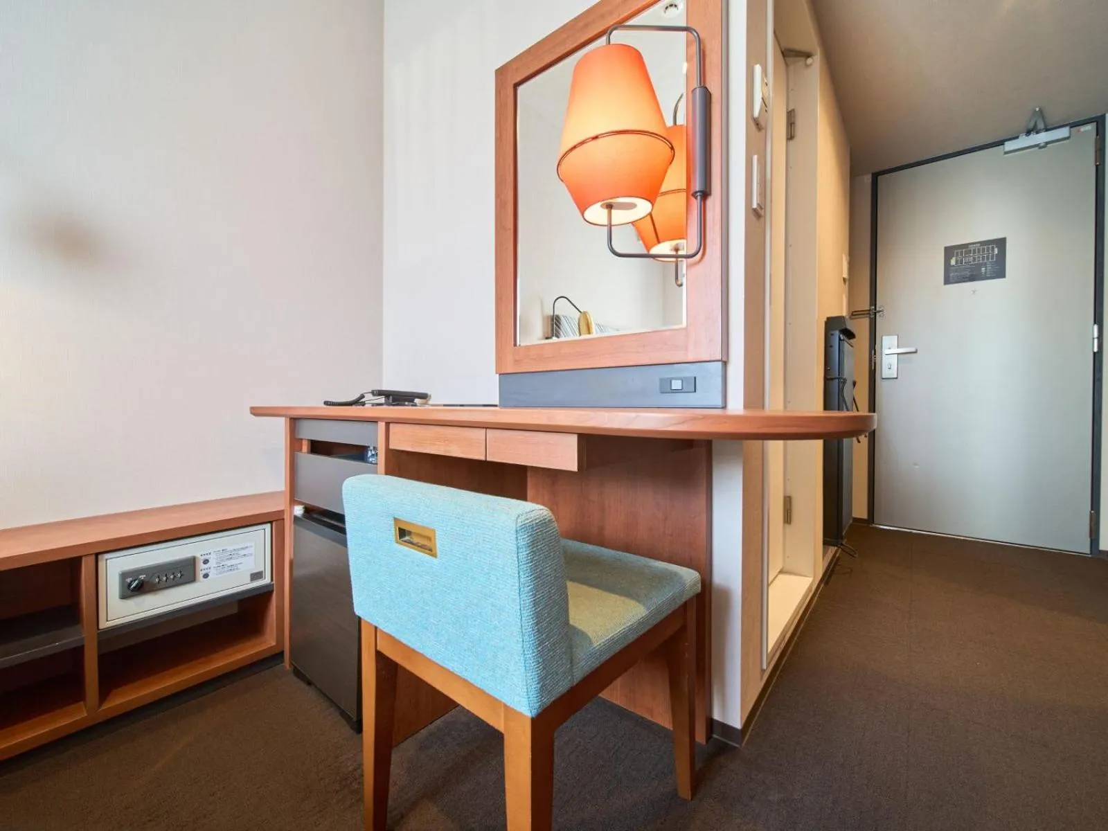 Photo of the whole room in Meitetsu Inn Nagoya Kanayama Annex