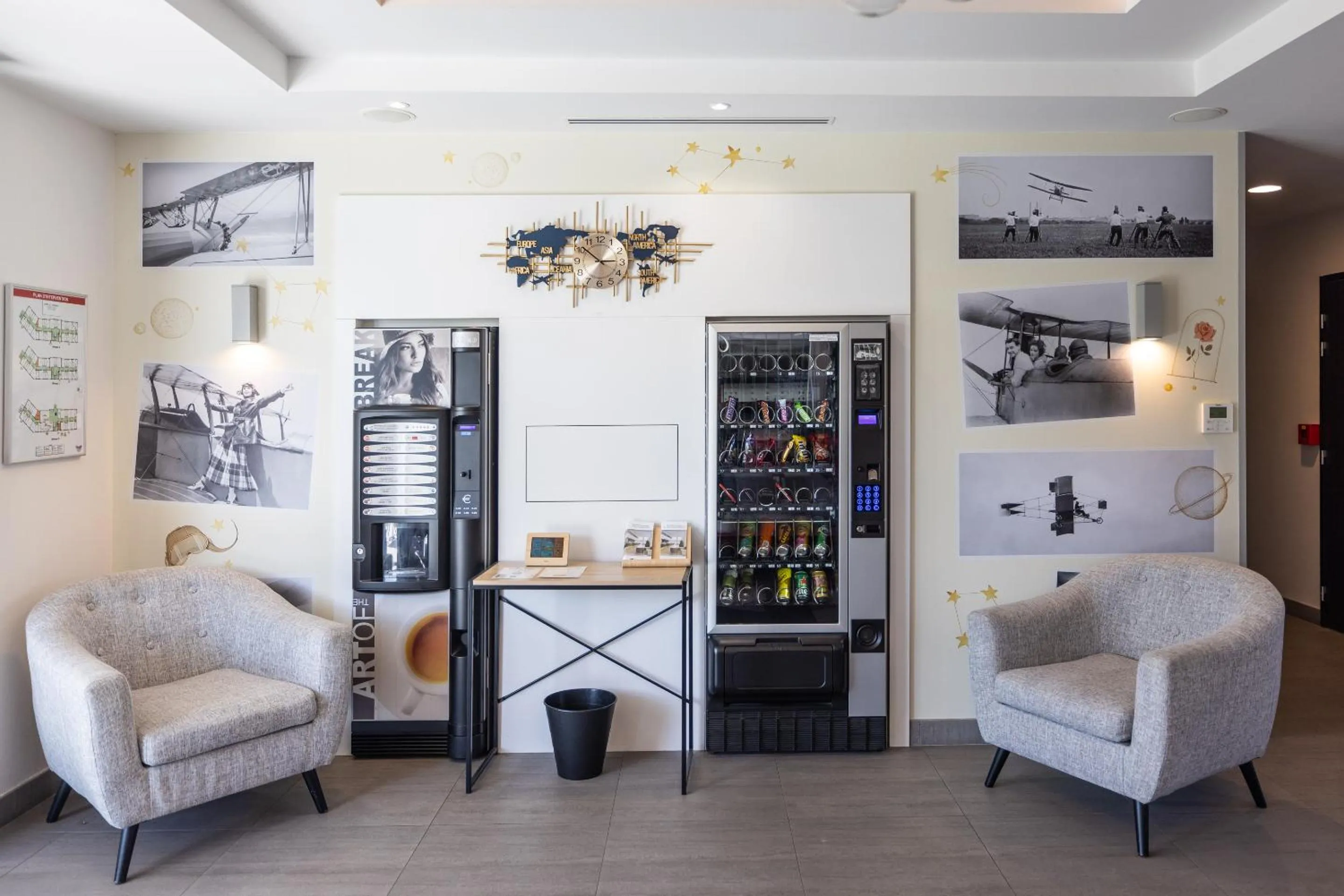 Living room in Best Western Saint Exupéry Eysines - Bordeaux Ouest